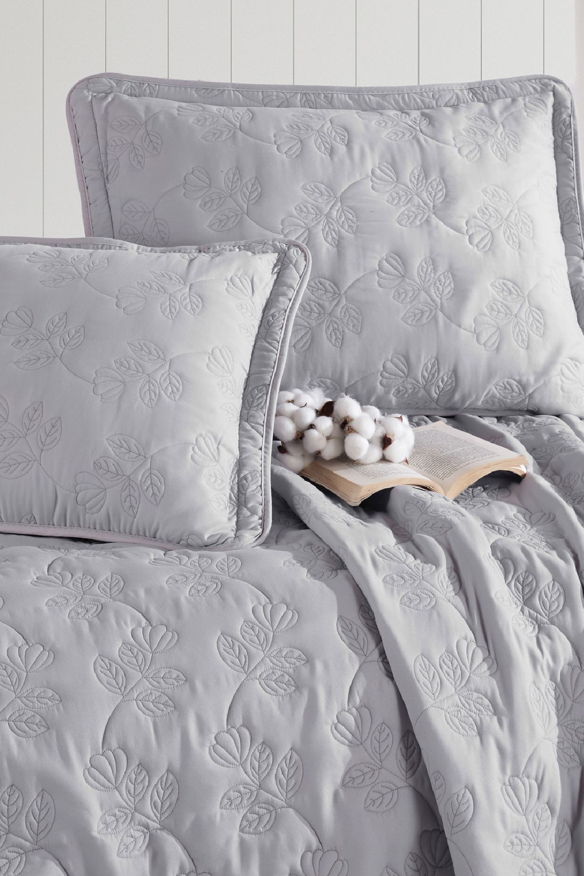 Nordqueen-Double Embroidered Bedspread Set 1