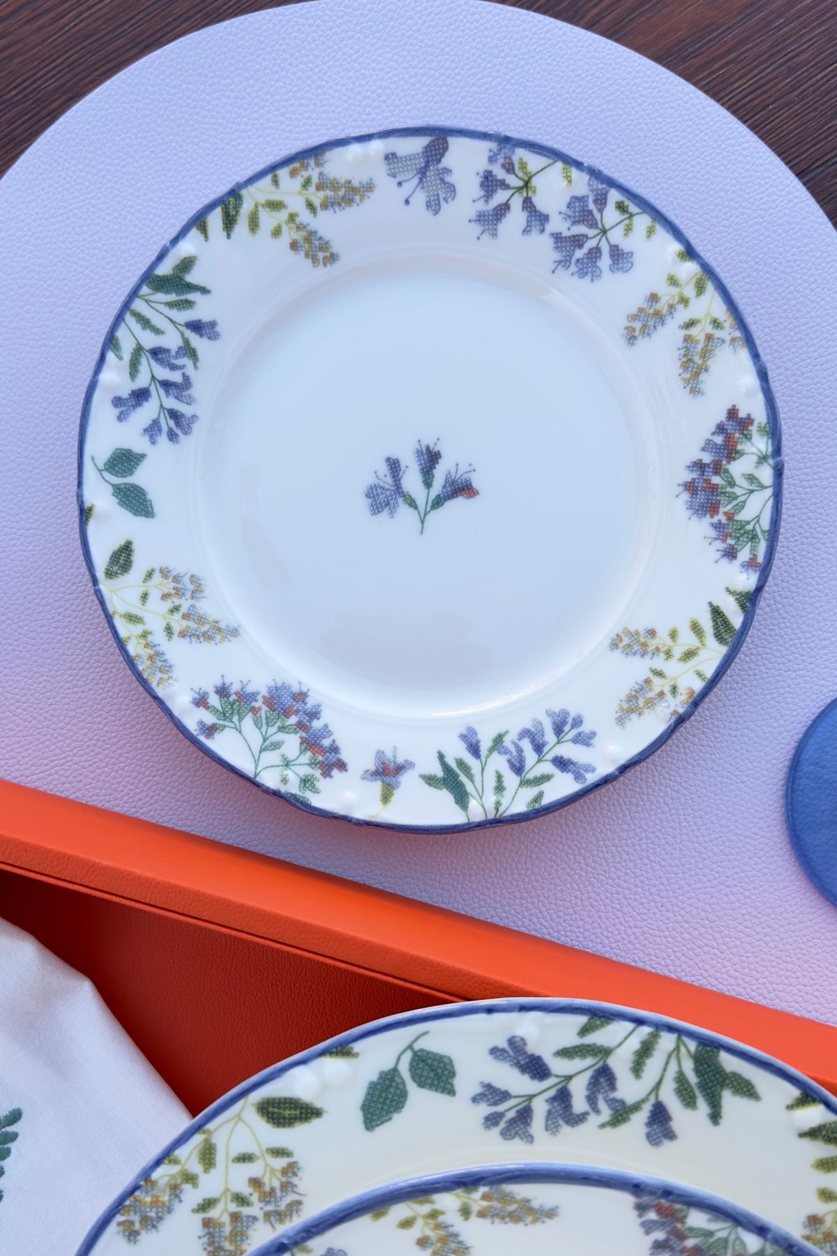 porselenden-Cross Stitch Lilac Premium Porcelain Cake Plate Set for 6 People - Purple Flower Pattern, 19 cm 3