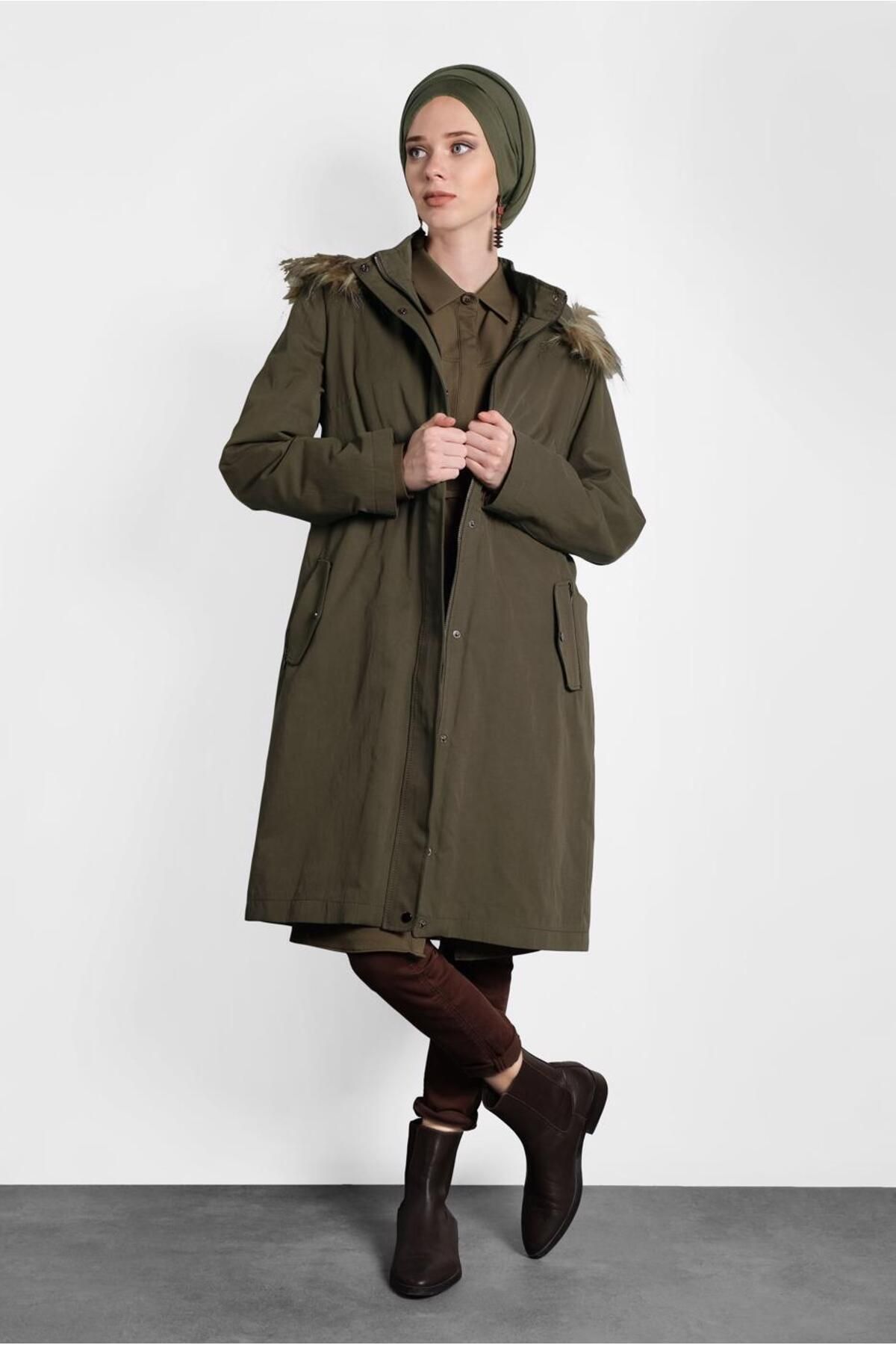 PARKA 9779 کلاهدار کمری کشیده Alvina