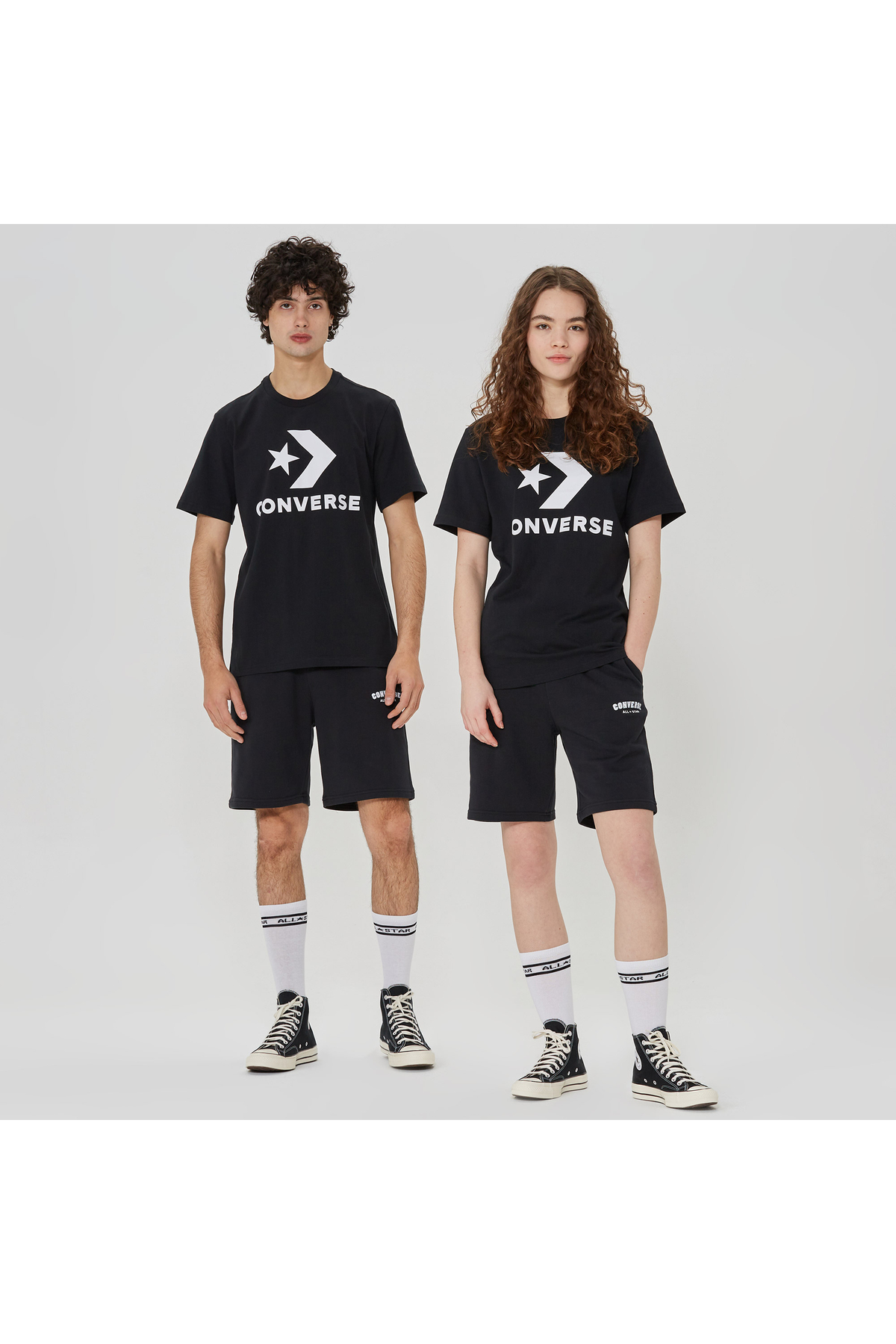 Converse Go-To Star Chevron Logo Unisex Siyah T-Shirt görsel 3