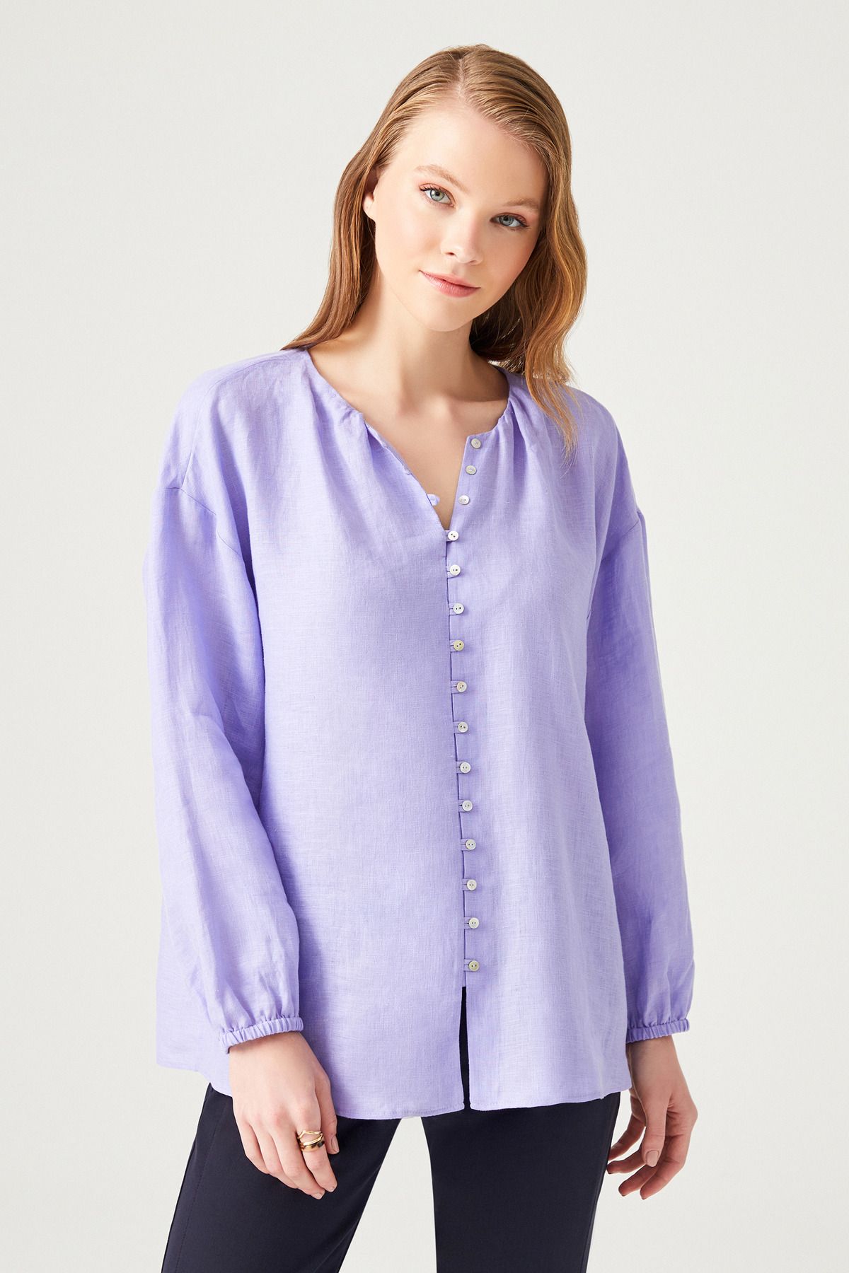 Naramaxx-Loose Cut Buttoned Linen Blouse 2