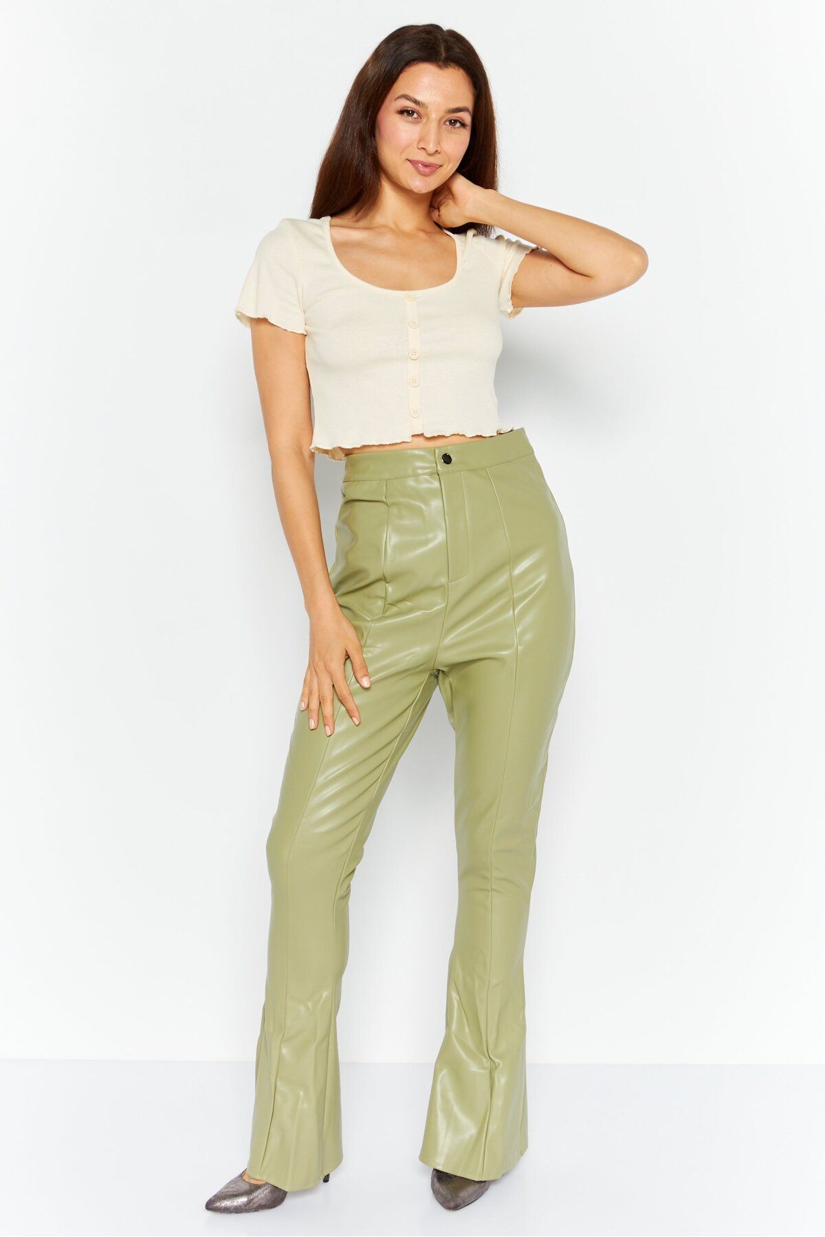 complete the look image