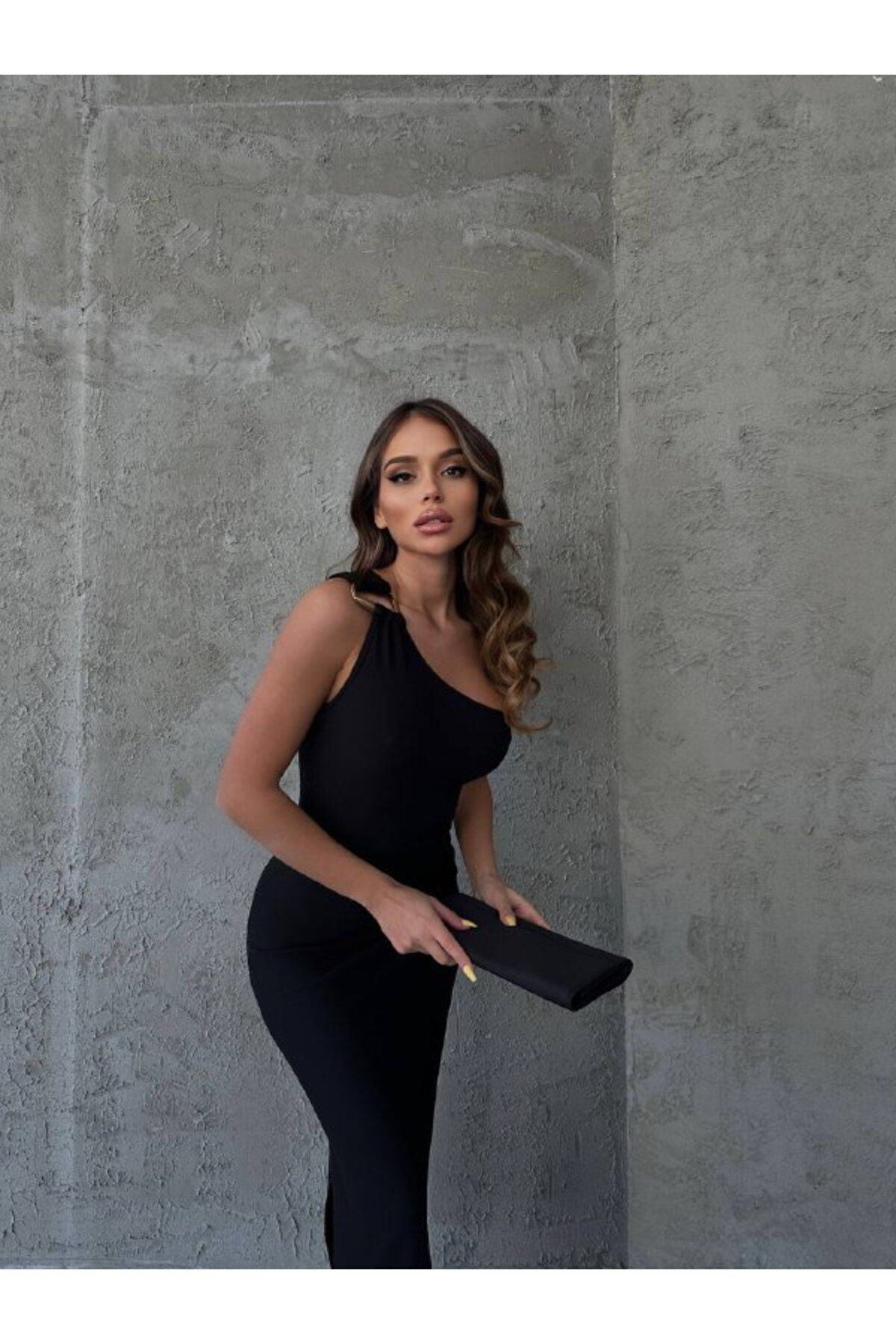 rukh  Tek Omuz Tokalı Yırtmaçlı Siyah Elbise - Görsel 5