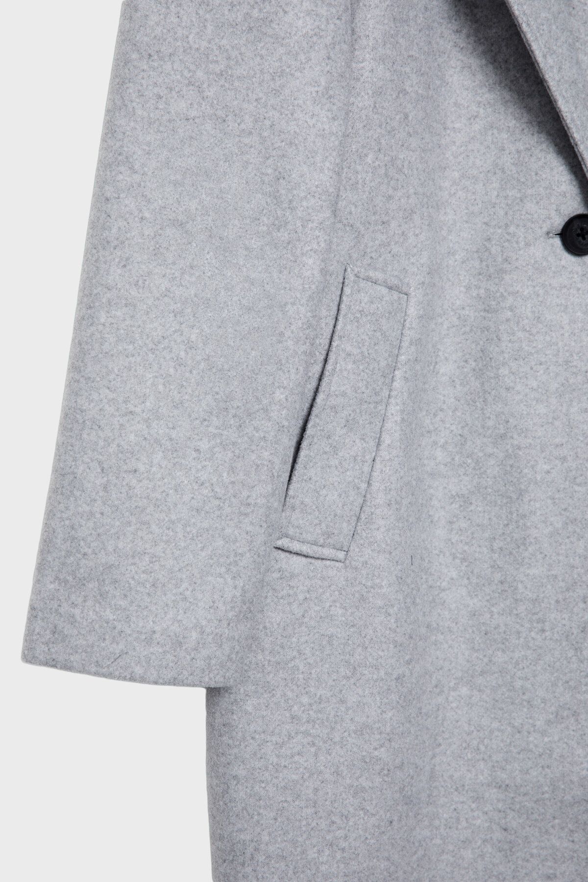 Stradivarius-Soft-touch button-up midi coat 7