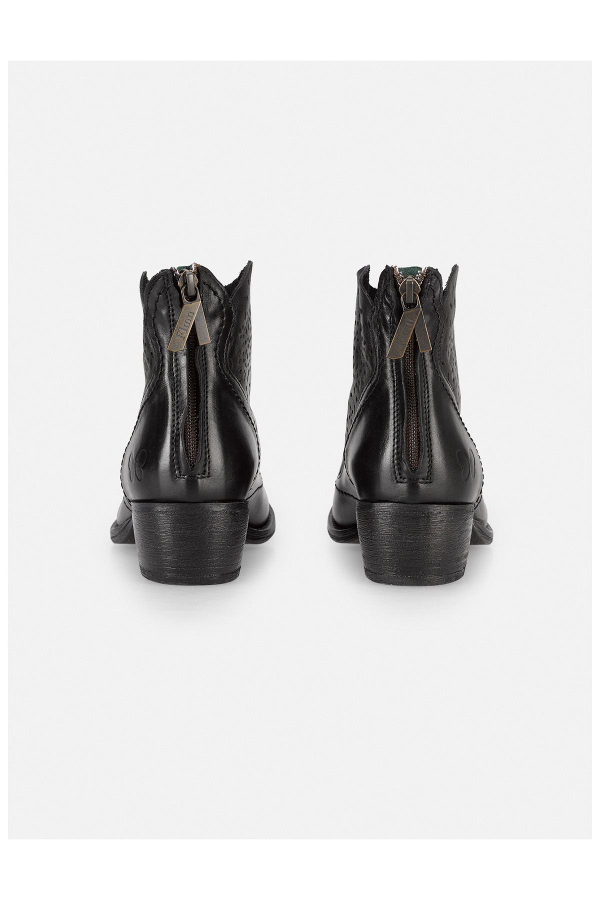Felmini-Stiefelette 6