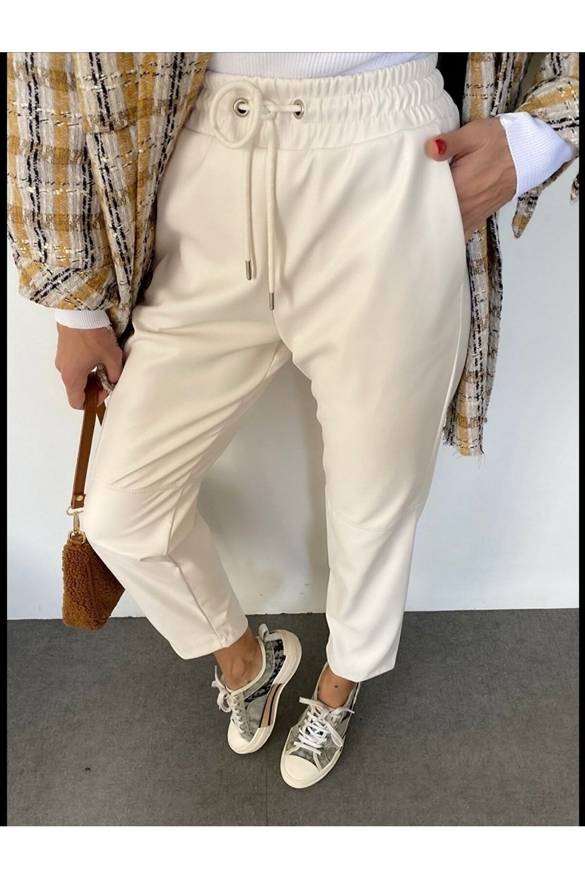 OXEDCO-Waist Lace Knee Seam Detail Leather Trousers 3