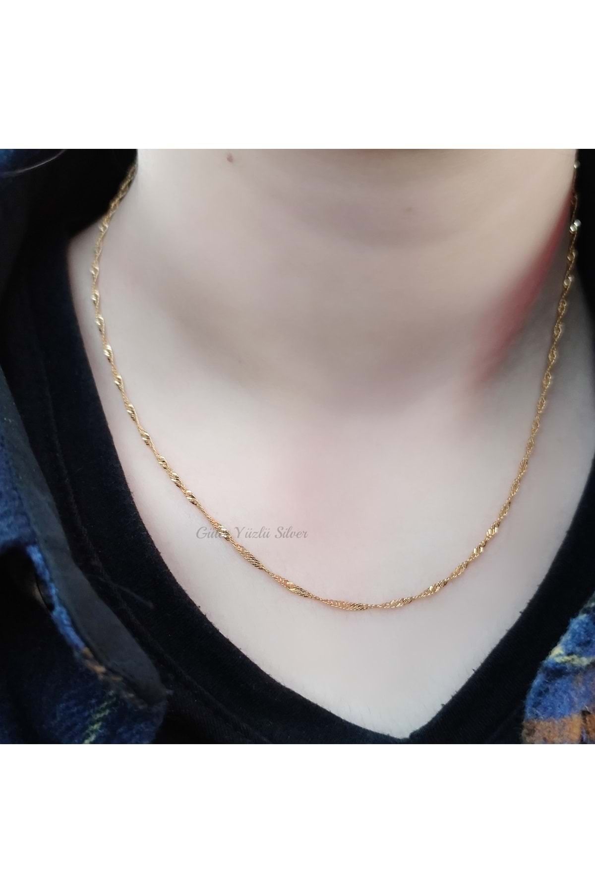 Güler Yüzlü Silver 45 Cm Singapur Gümüş Zincir - Altın Kaplama