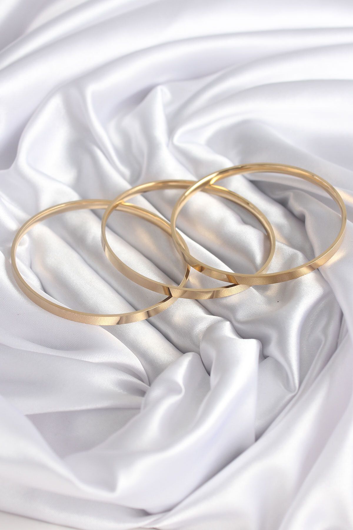 E BULURUM 316L Çelik Gold Renk Ajda Model 60 mm 3 lü Kadın Bilezik