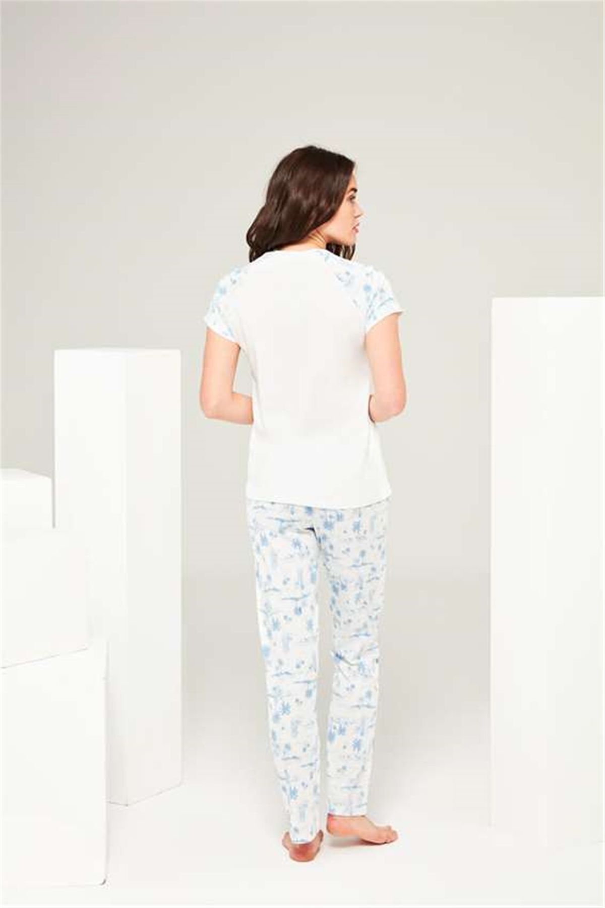 Mod Collection-3676 طقم بيجامة نسائي ذو ياقة دائرية إكرو 3