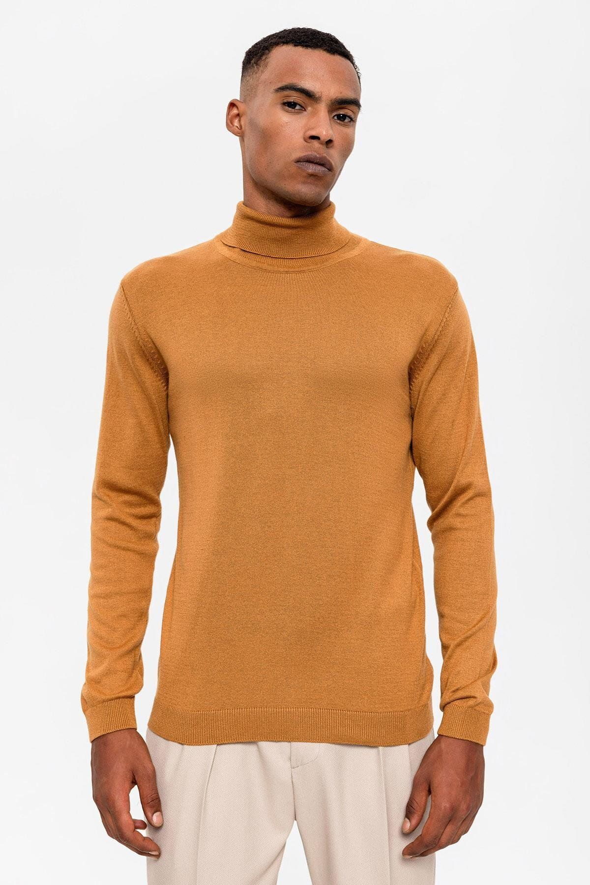 Antioch-Tobacco Full Throat Men's Knitwear 3