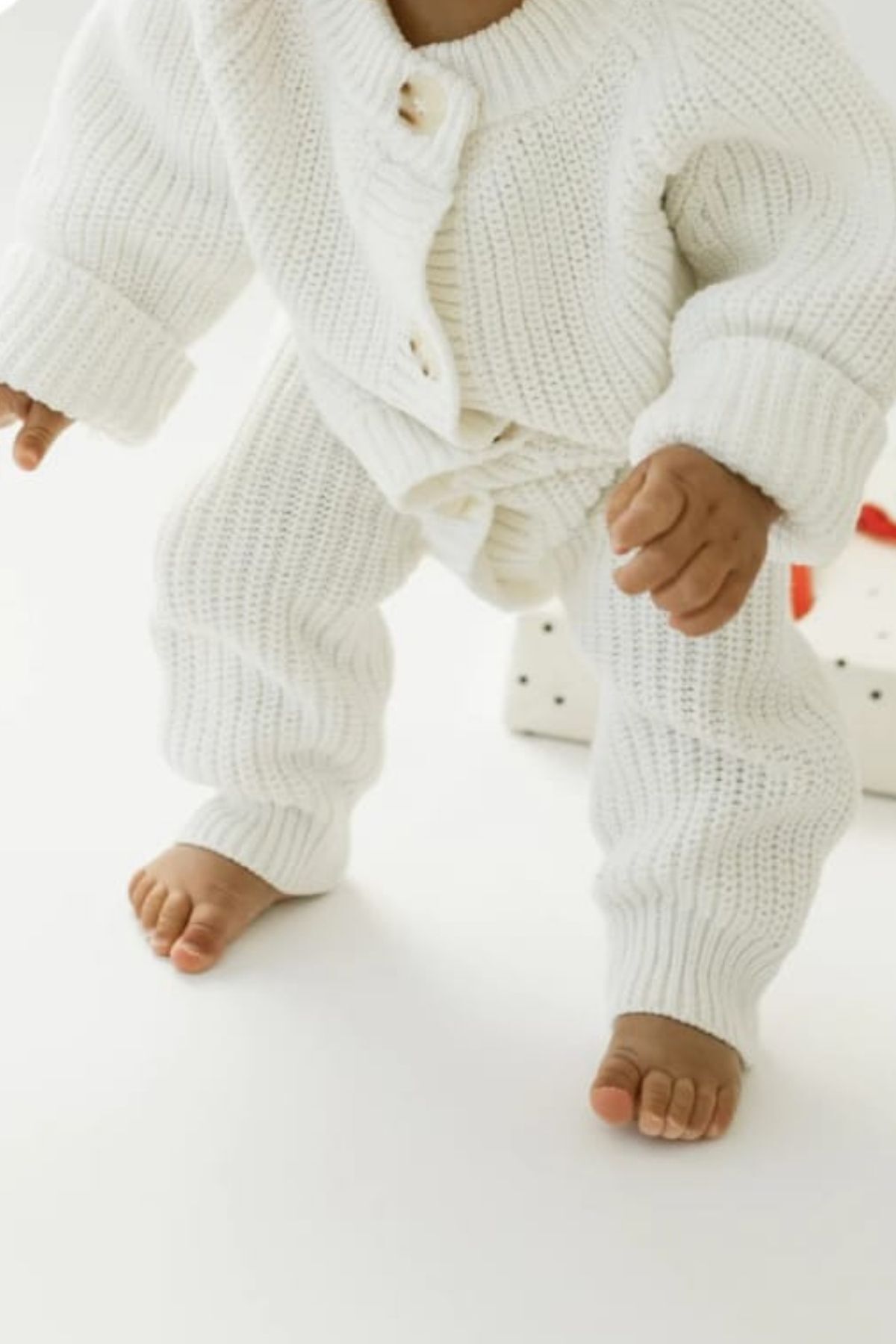 Minytrendy Kız/erkek Bebek Örme Düğme Detaylı Şapkalı Triko Yenidoğan Tulum Takımı-ekru fotoğrafı 4 (önizleme)