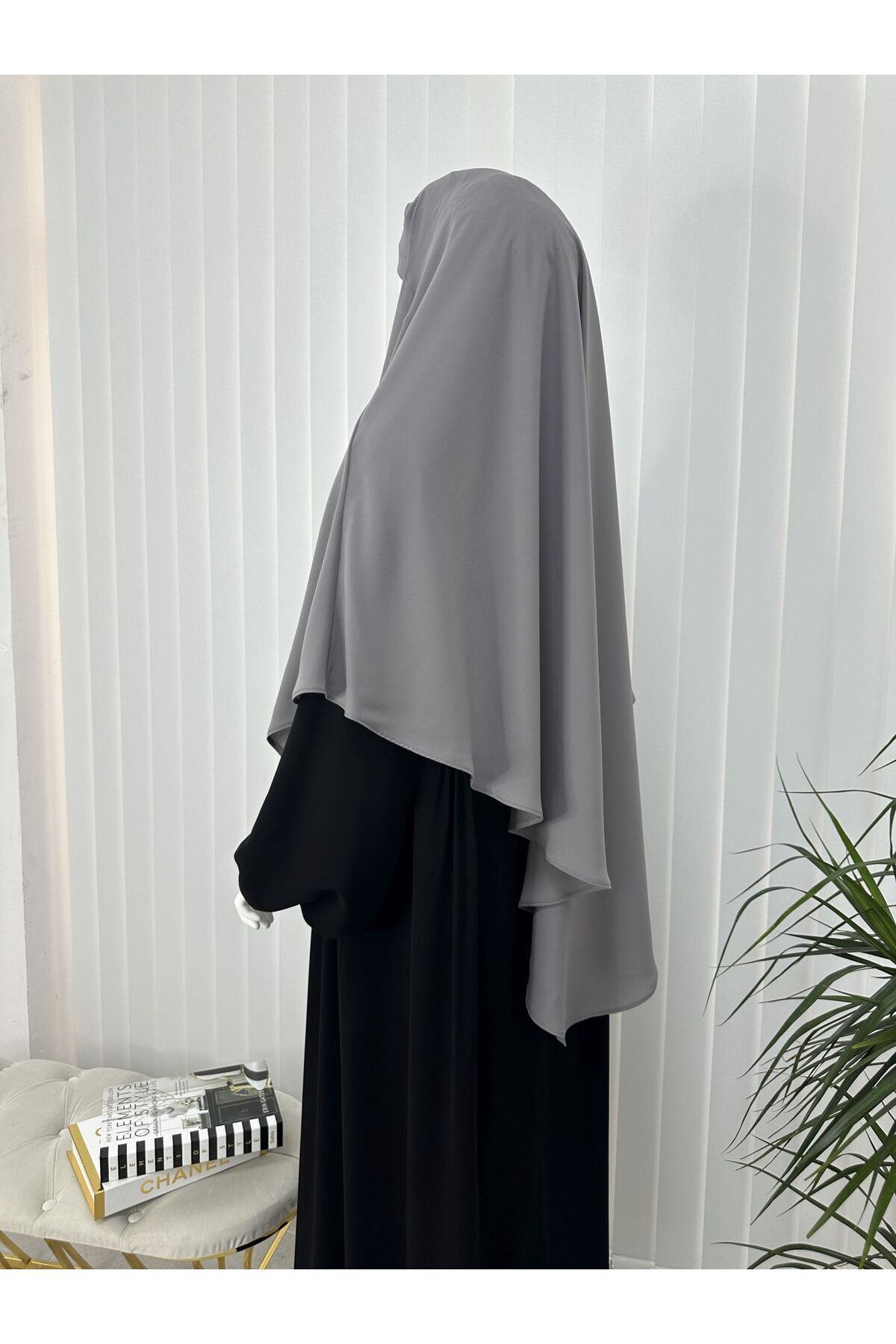 erasra class-Gray Single Layer Medina Silk Practical Tied Triangle Souffle Scarf - Suitable for Hajj and Umrah 3