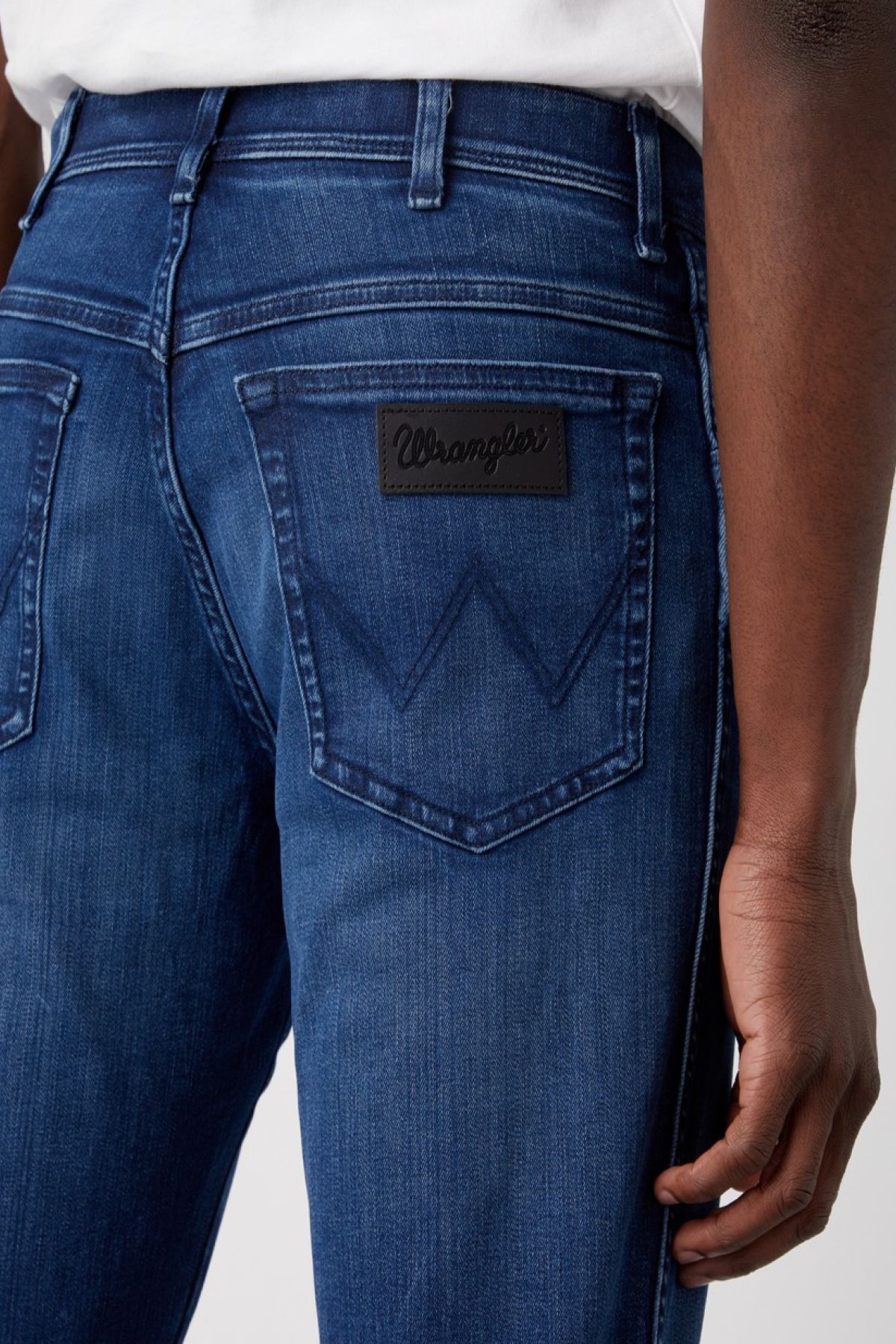 شلوار جین آبی مردانه تگزاس باریک و کمر انعطاف پذیر Wrangler