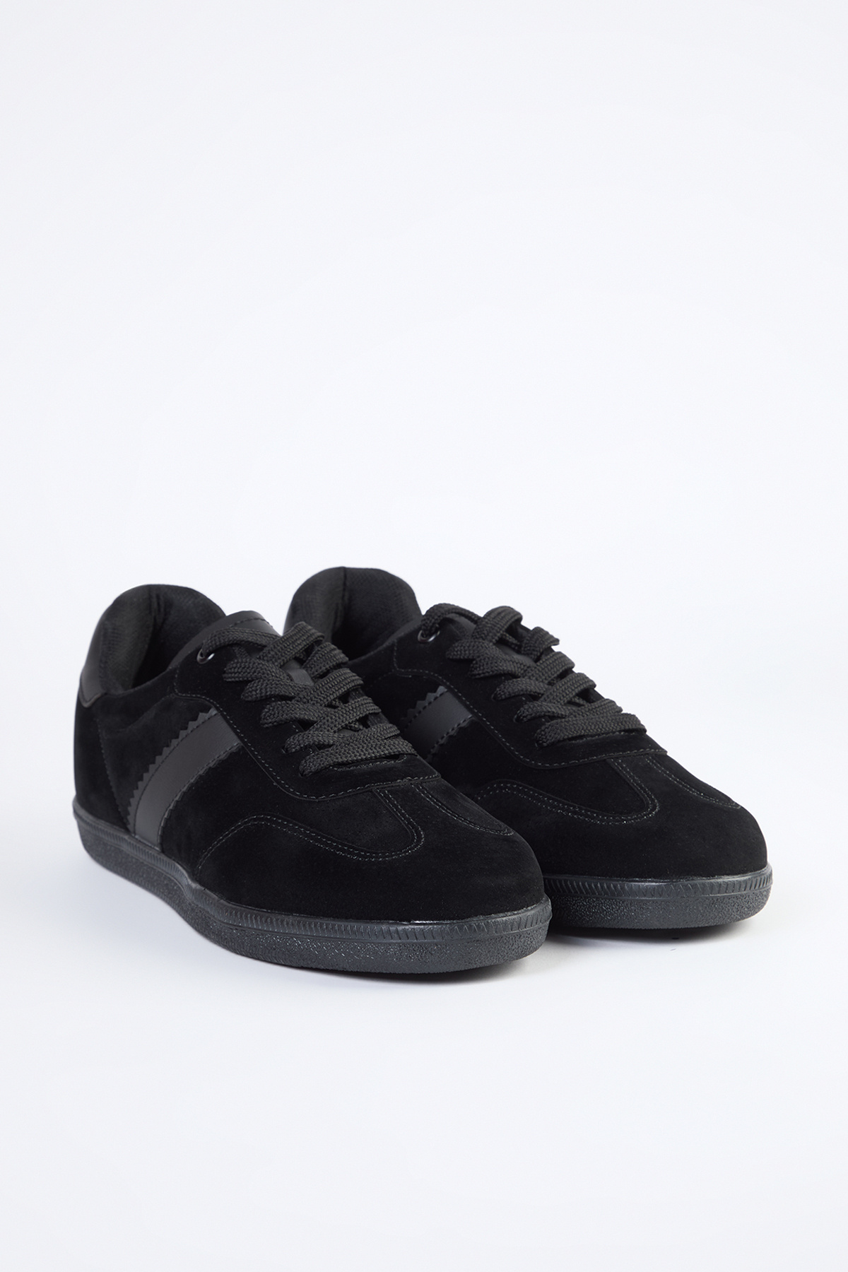 TRENDYOL SHOES-Pánská sportovní obuv - Černá šněrovací Takaw25sn00020 2