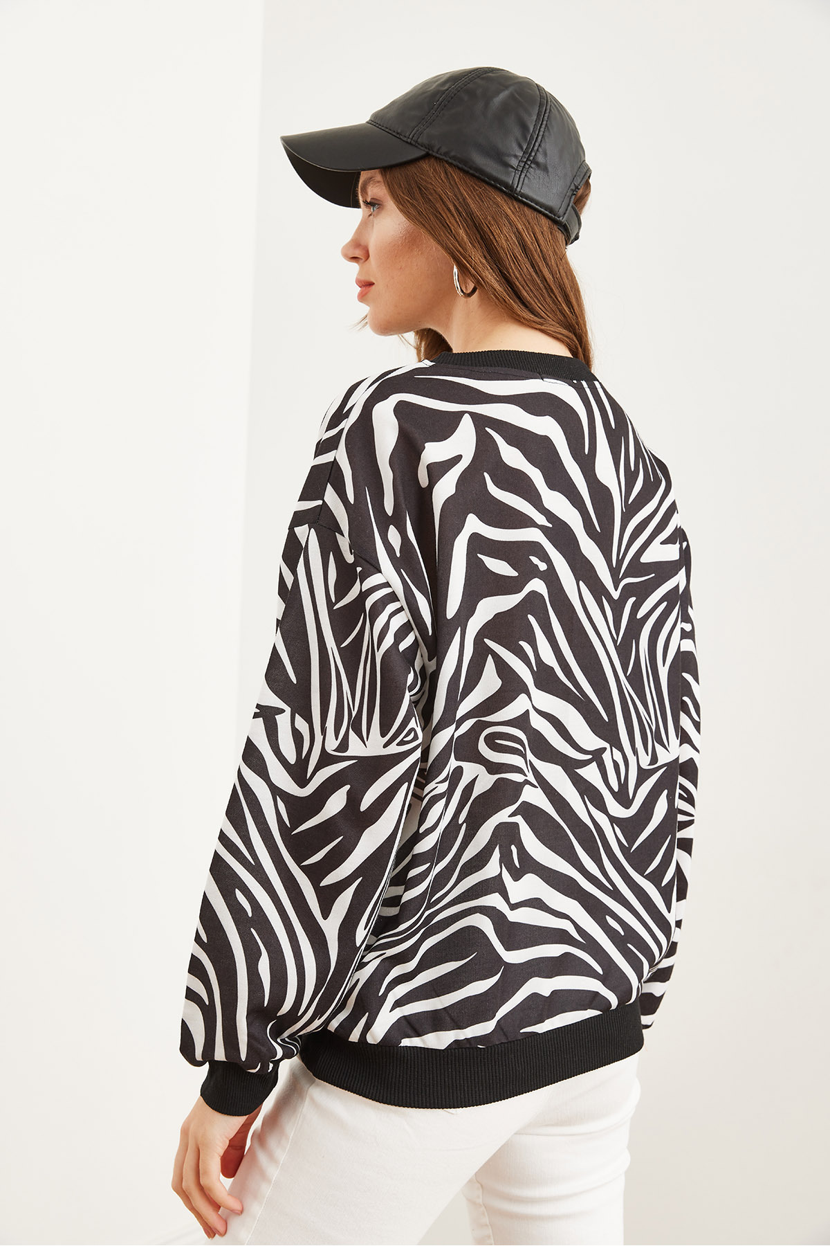 Olalook-Dámská mikina se vzorem Zebra – měkká a volná, Swt- 19000457 7
