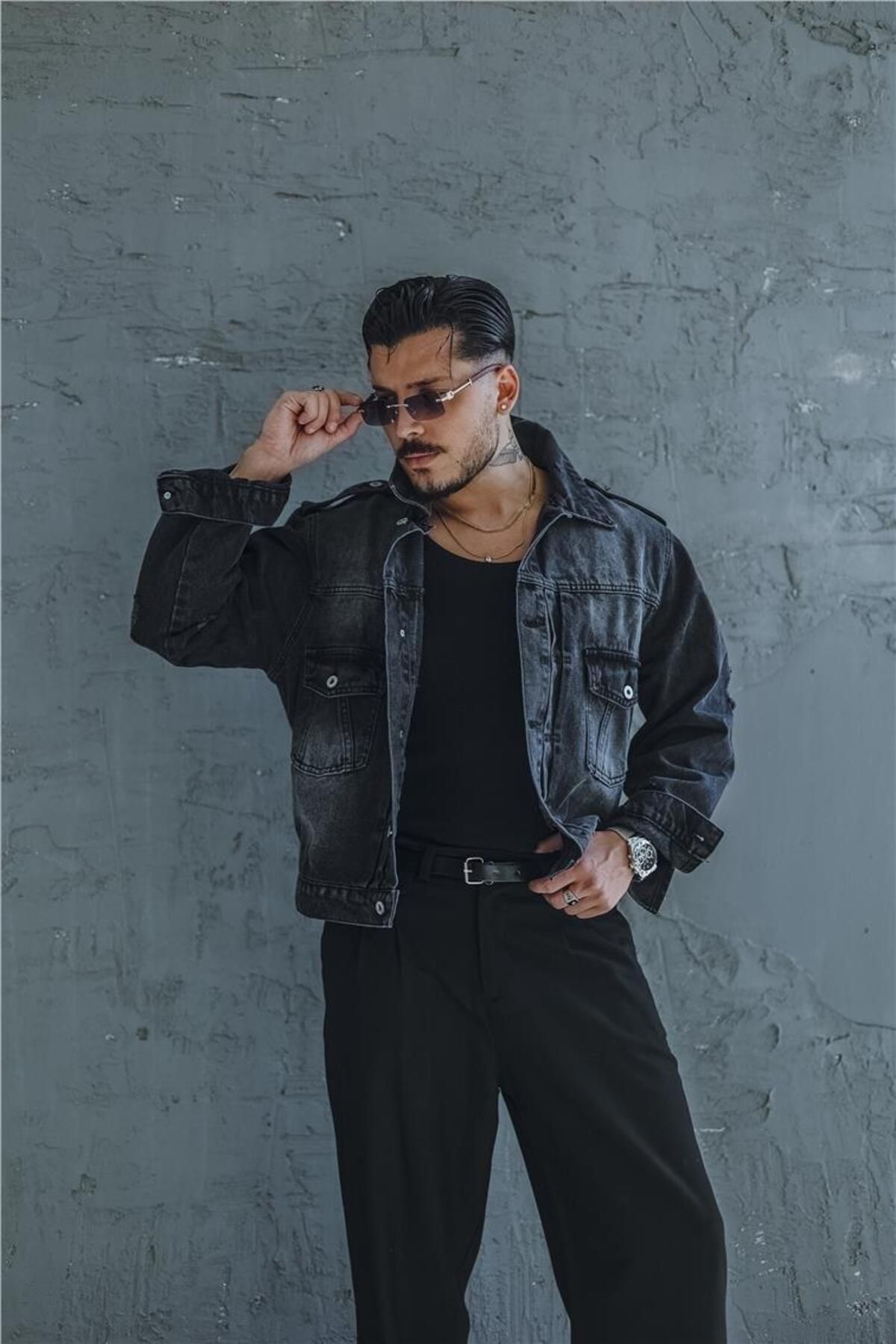OUTFİT MAN-Men's Oversize Black Denim Jacket - Washed Street Design 3