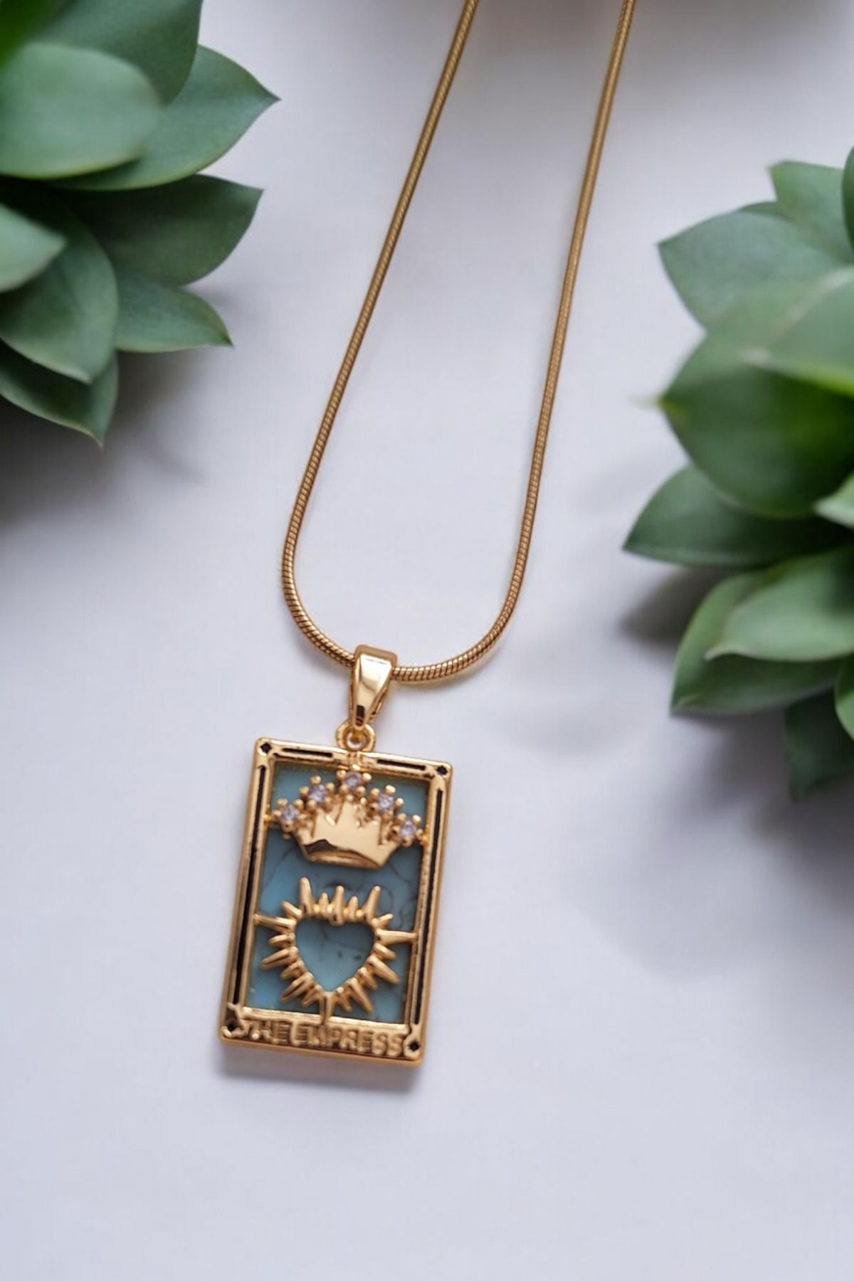 Myore-Queen Steel Tarot Necklace 1