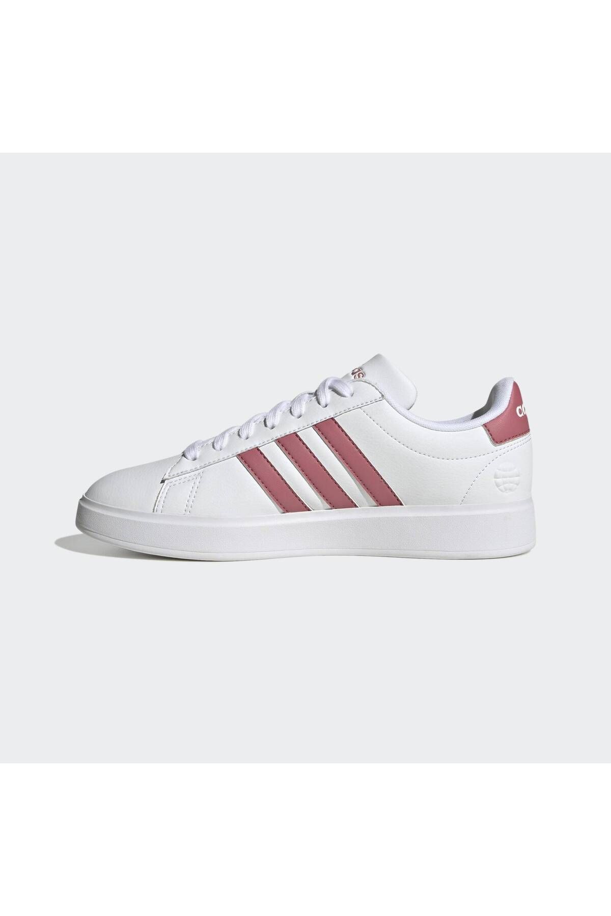 اسنیکر سفید زنانه دادگاه بزرگ CloudFoam Courtyle Court Comfort adidas