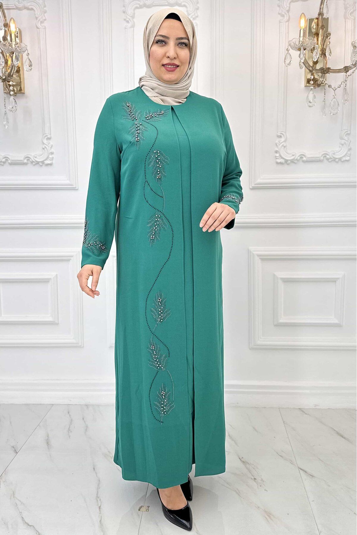 Amine Hüma-Emerald Hijab Evening Dress - Crocus Model 1