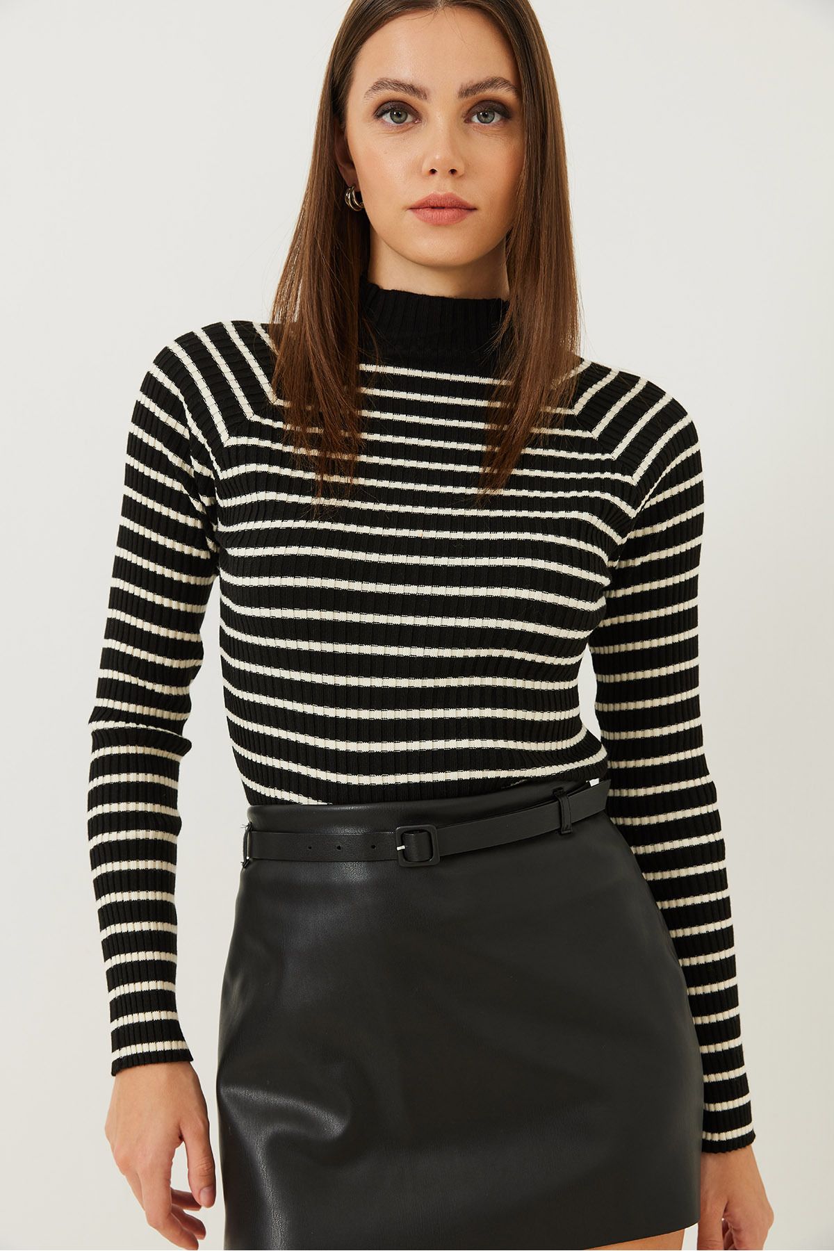 Bianco Lucci-Gestreifter Rollkragenpullover für Damen 4