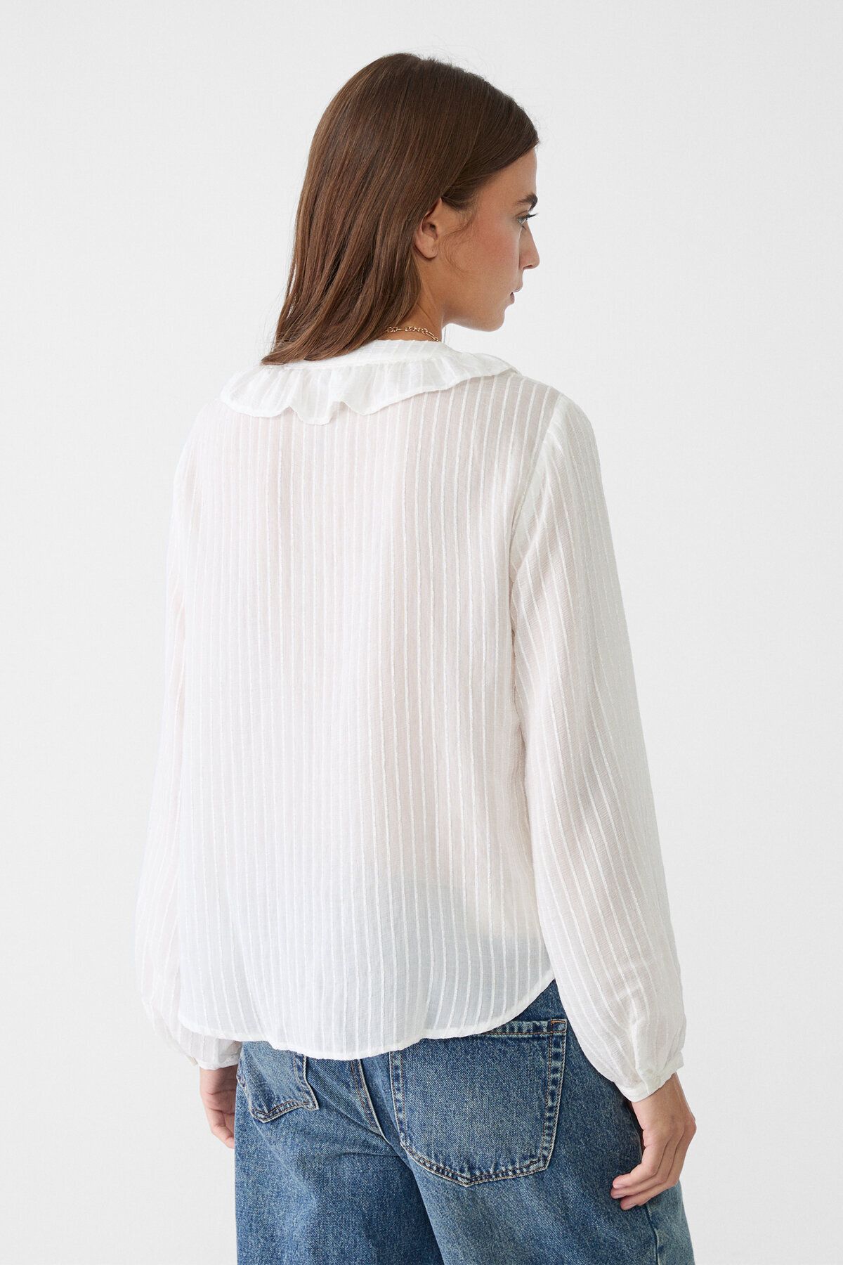 Stradivarius-Flowing ruffled shirt 3