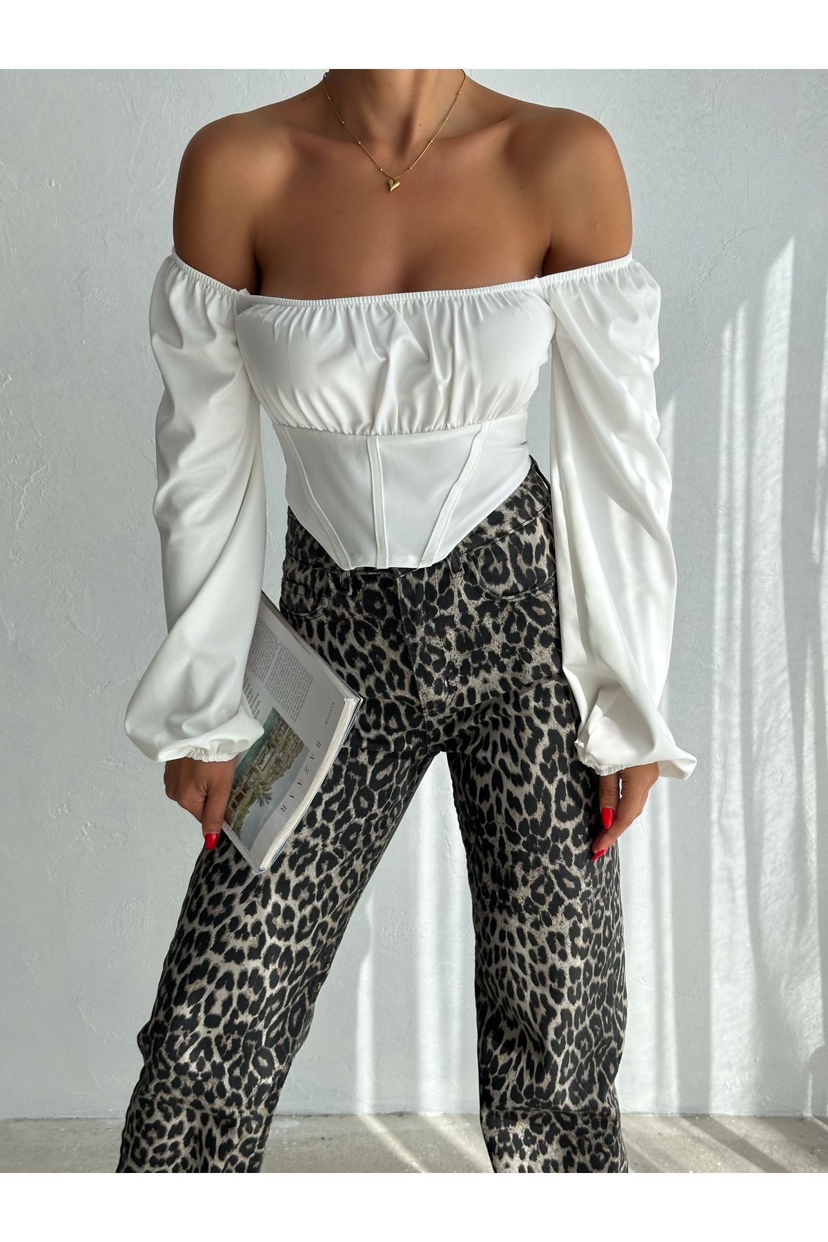 complete the look image