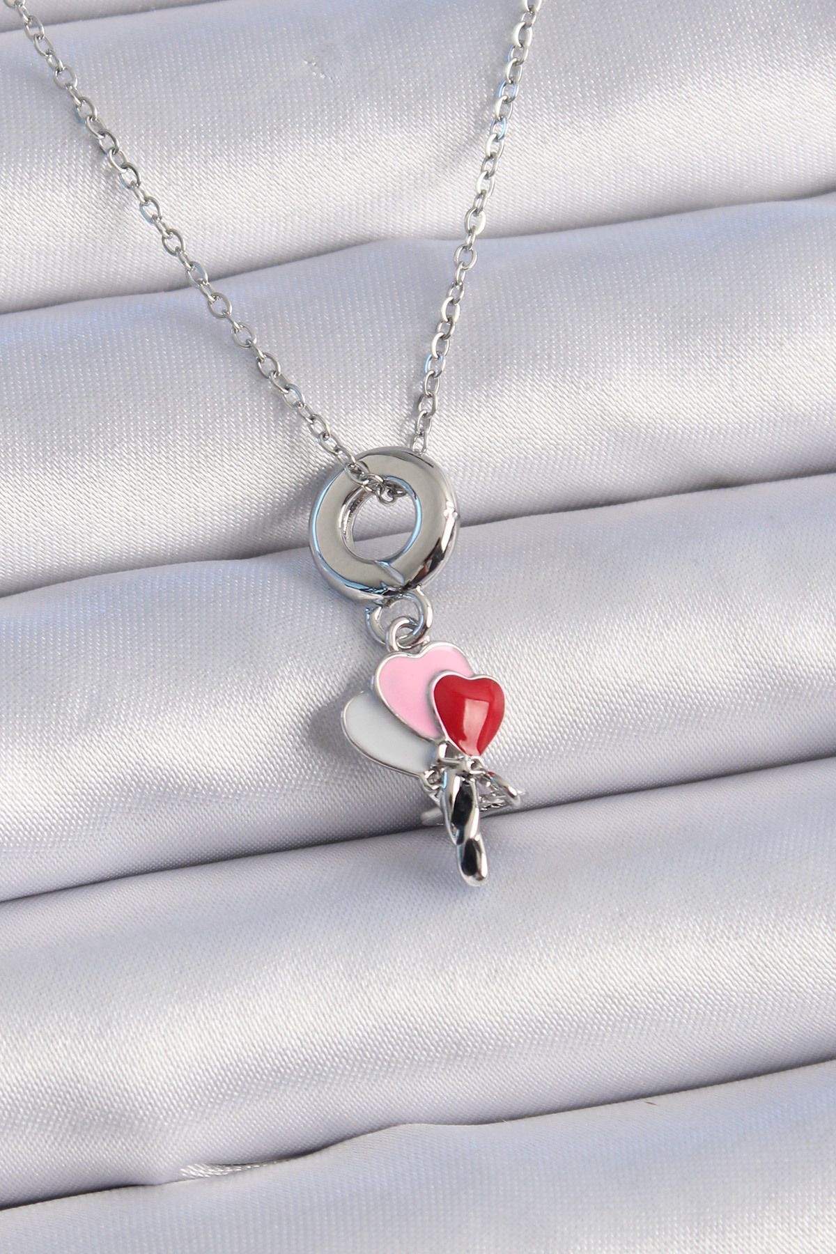 MMB Boutique 316L Çelik Gümüş Renk Renkli Kalp Figür Charm Model Kadın Kolye