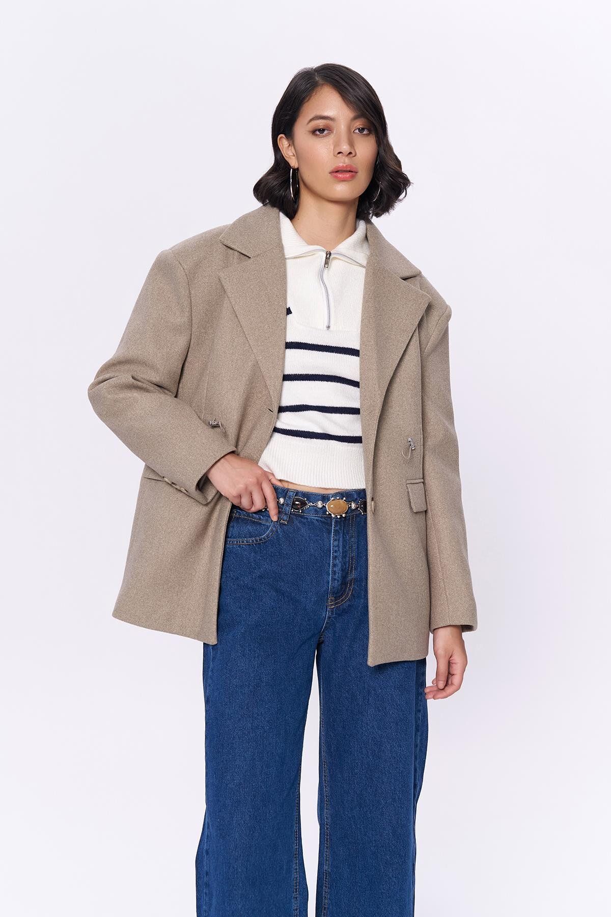 Quzu Beli Lastikli Kaşe Blazer Ceket