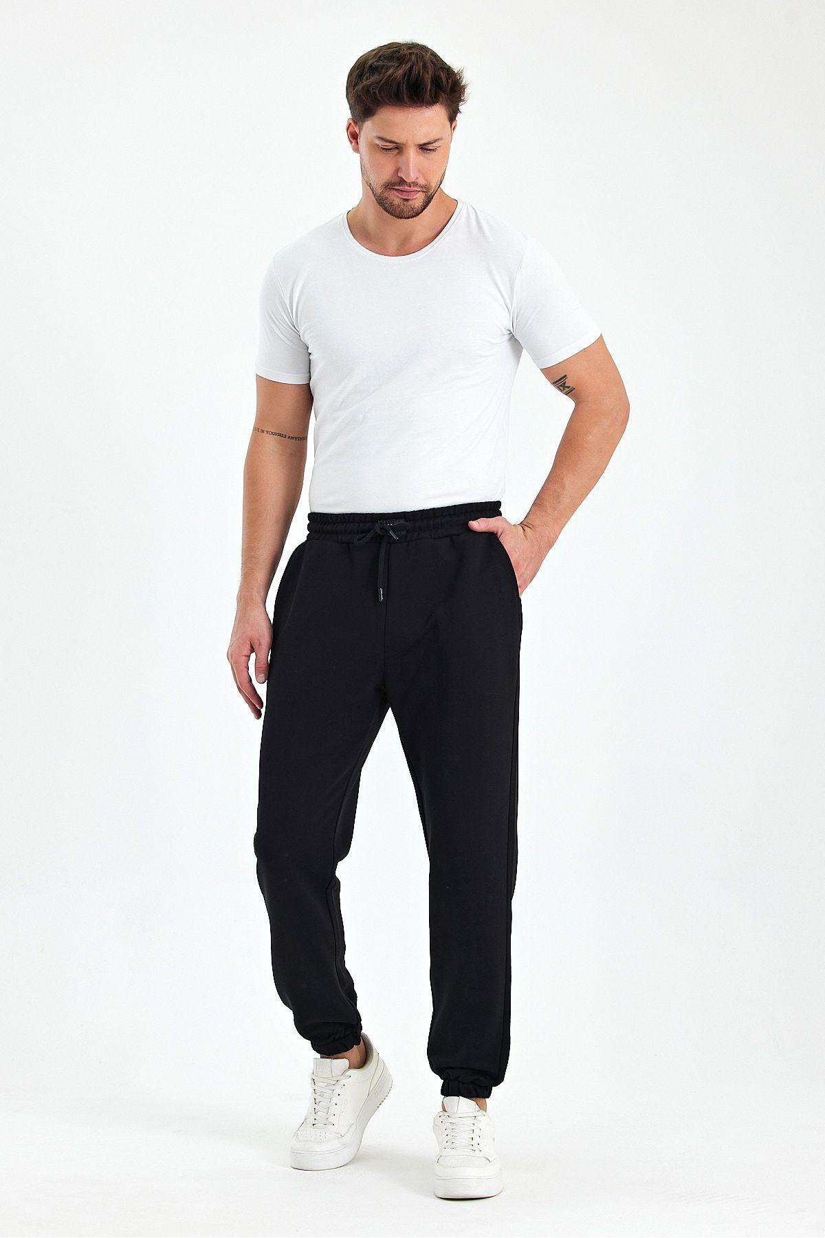 ESPİNA-Men's Diagonal 3 Thread Sweatpants with Pockets and Cord 2