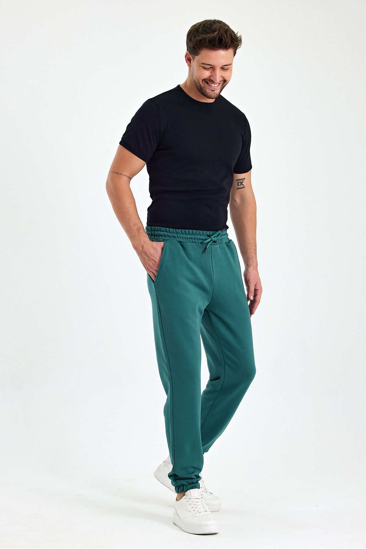 ESPİNA-Men's Diagonal 3 Thread Sweatpants with Pockets and Cord 5