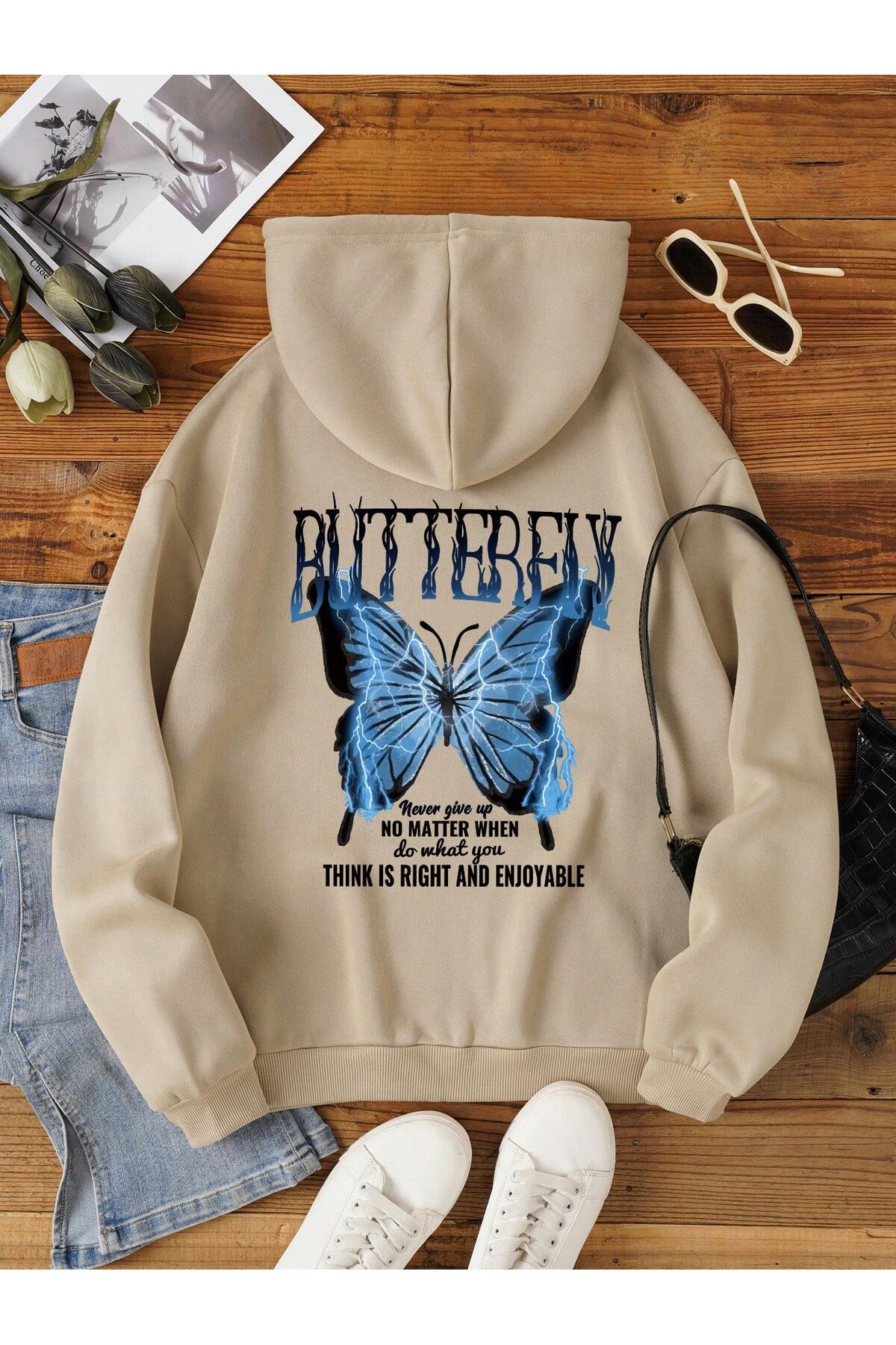 هودي سويت شيرت كبير الحجم باللون البيج والأزرق والأبيض