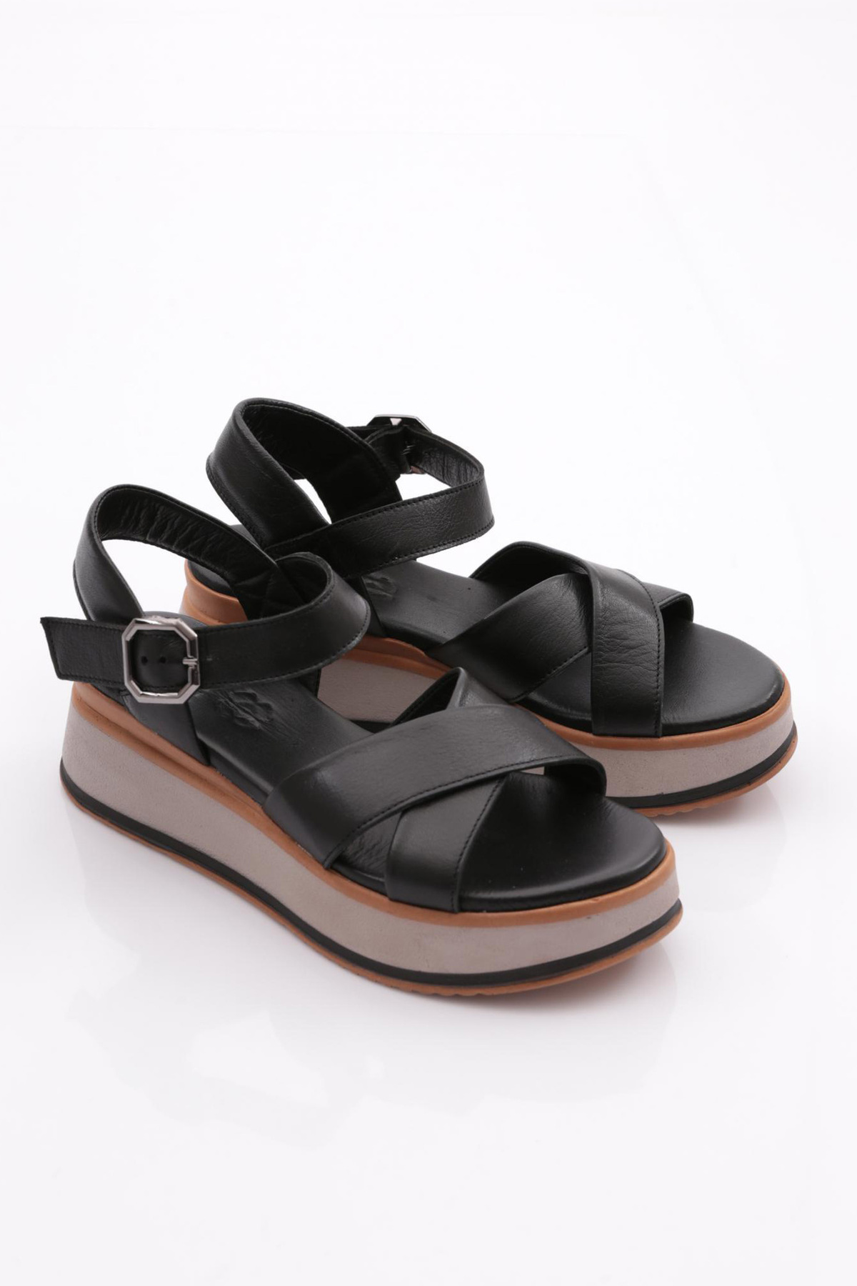 DGN-Black Women's Sandals 231135108 2