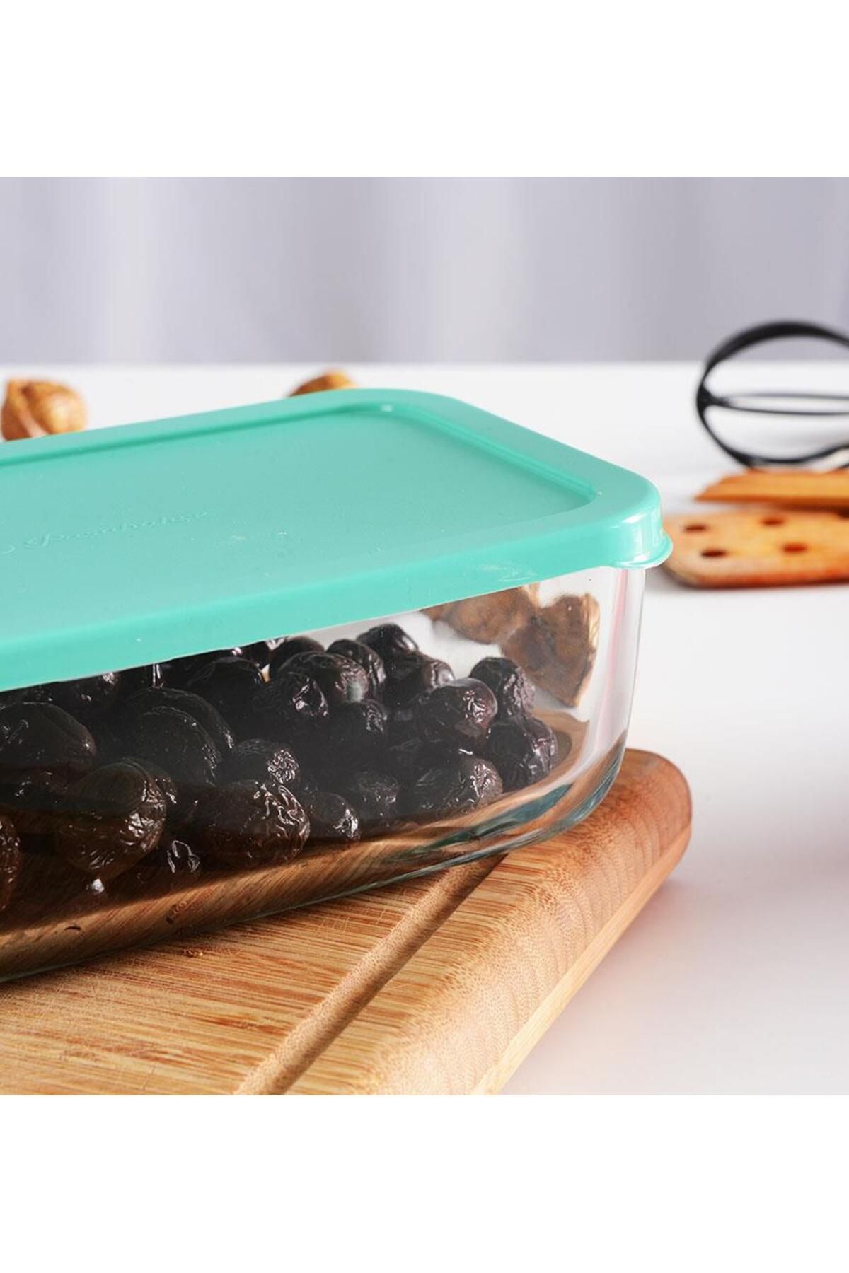 Paşabahçe-Snowbox 2-Piece Storage Container with Green Lid - 420 ml 53743 3