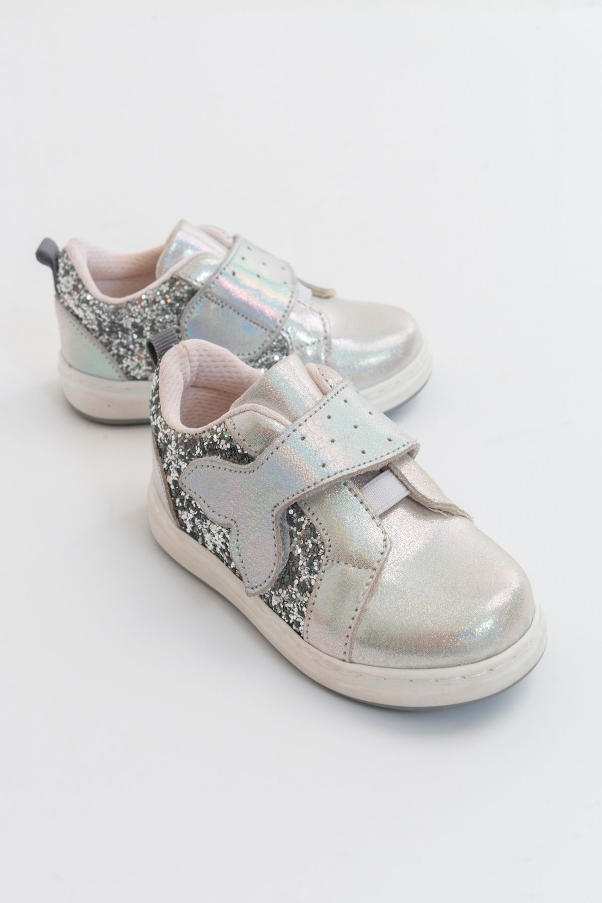 mnpc-Girl's Silver Leather Orthopedic Supported Children's Shoes 2