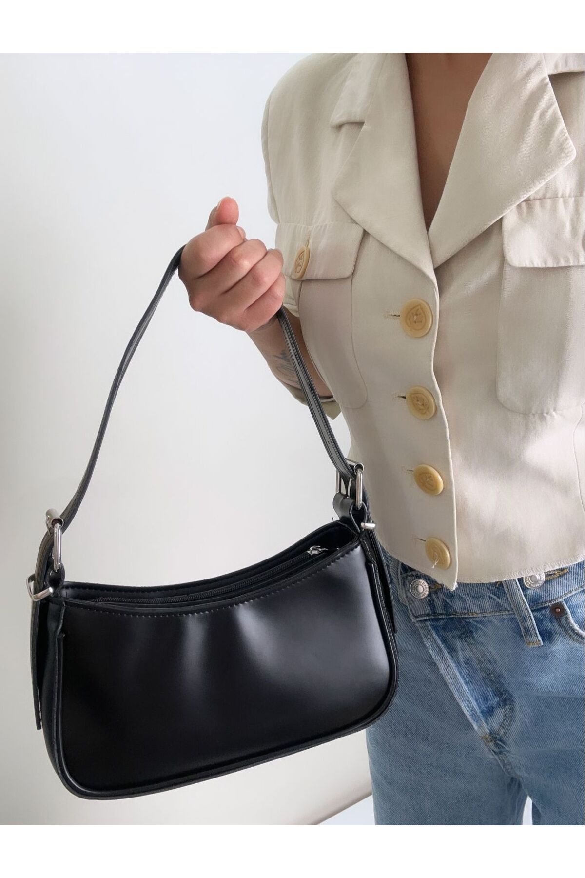 Lesam collection-Women's Lined Baguette Bag with Eye Inside and Strap Detail 3