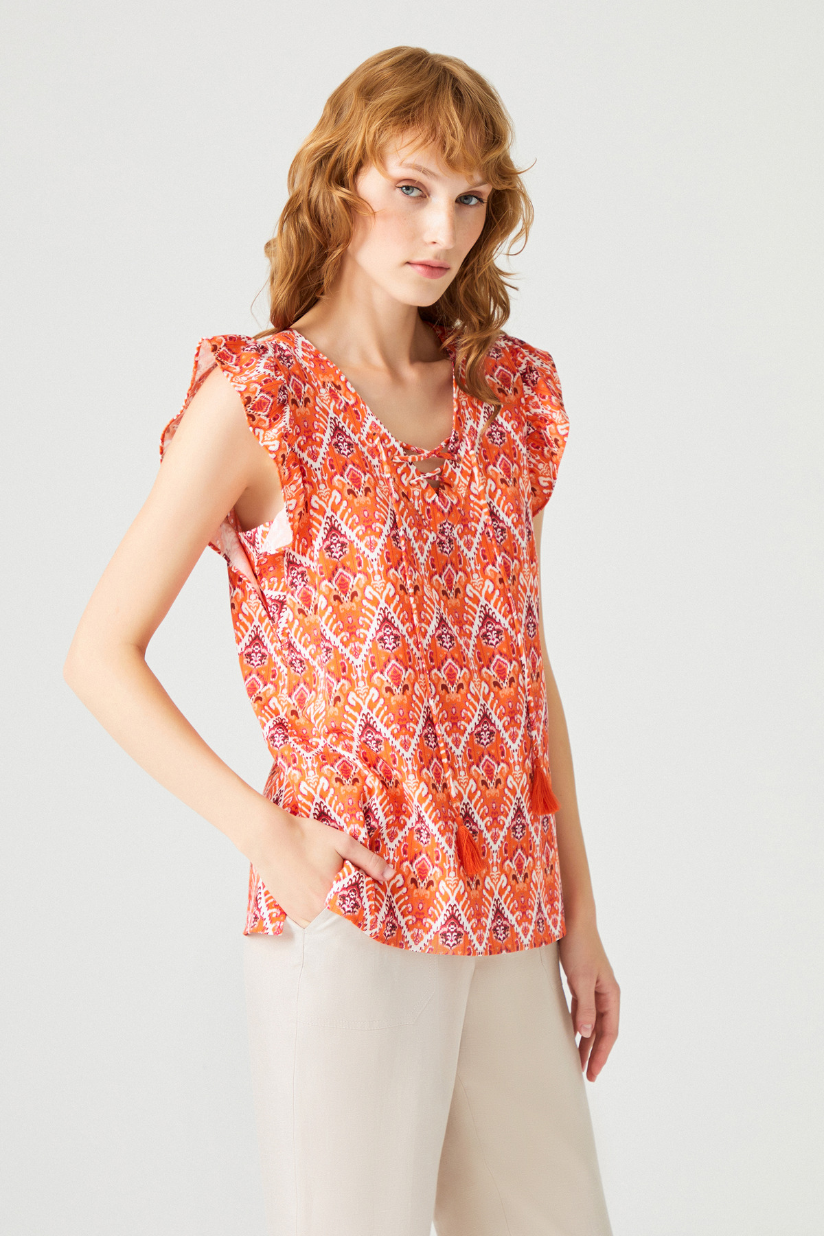 Naramaxx  Yaka Bağlama Detaylı Bluz - Görsel 4