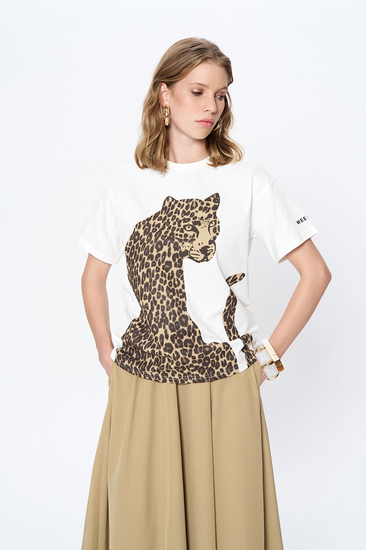 Quzu-Tricou cu mânecă scrisă cu model leopard - Ecru 4