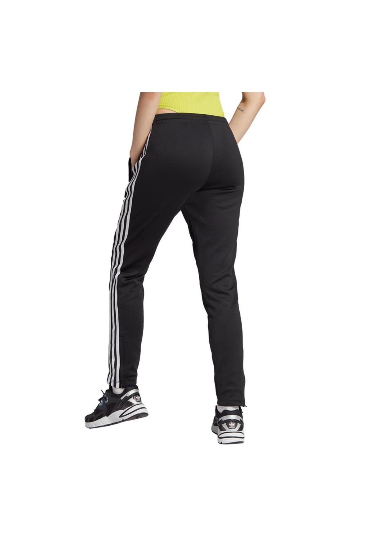 شلوار زنانه Ik6600 از برند آدیداس  adidas