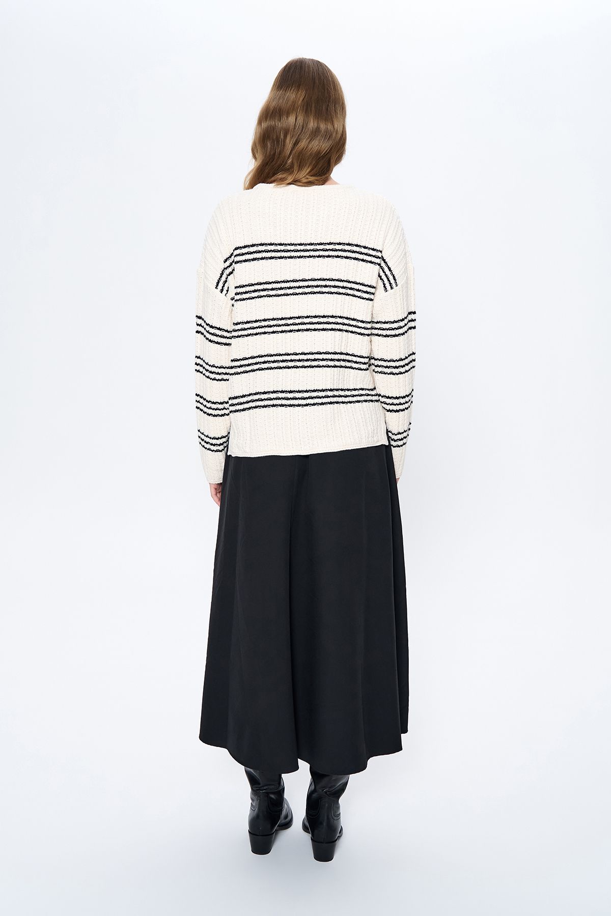 Quzu-Cream Colored Striped Long Sleeve Knitwear - Knitted Detail 5