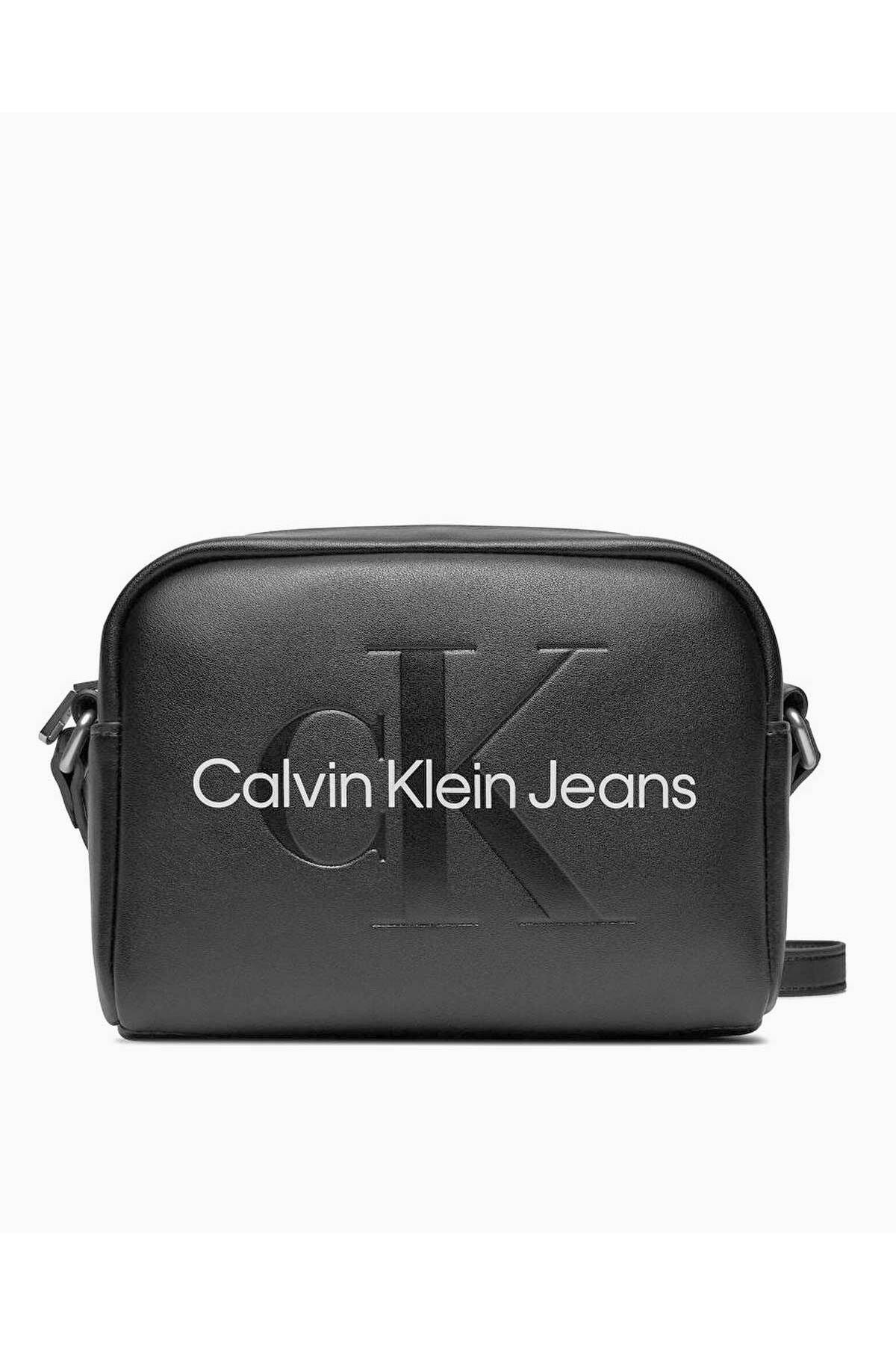 Calvin Klein Sculpted Camera Bag Çapraz Askılı Çanta