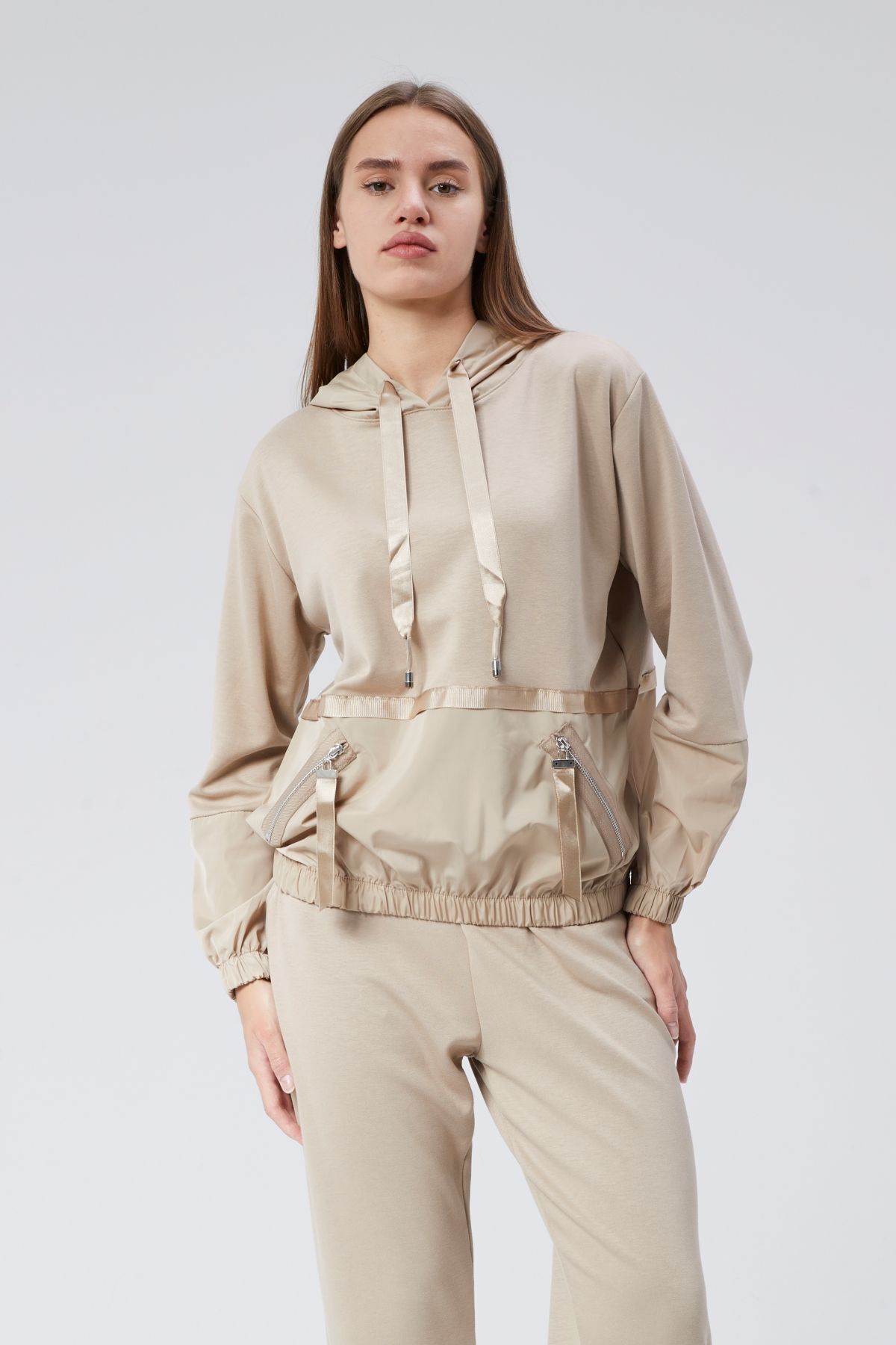 soBasic-Modal Hooded Tracksuit Set - Mink with Pockets and Zipper, Garnish 4
