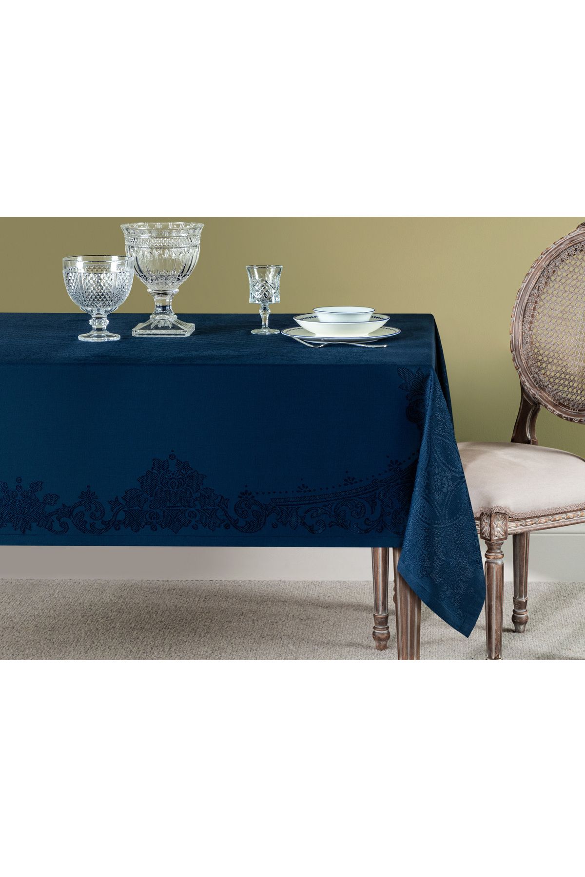 رومیزی آبی پارچه میز والری دریایی 160x300 سانتی متر Madame Coco