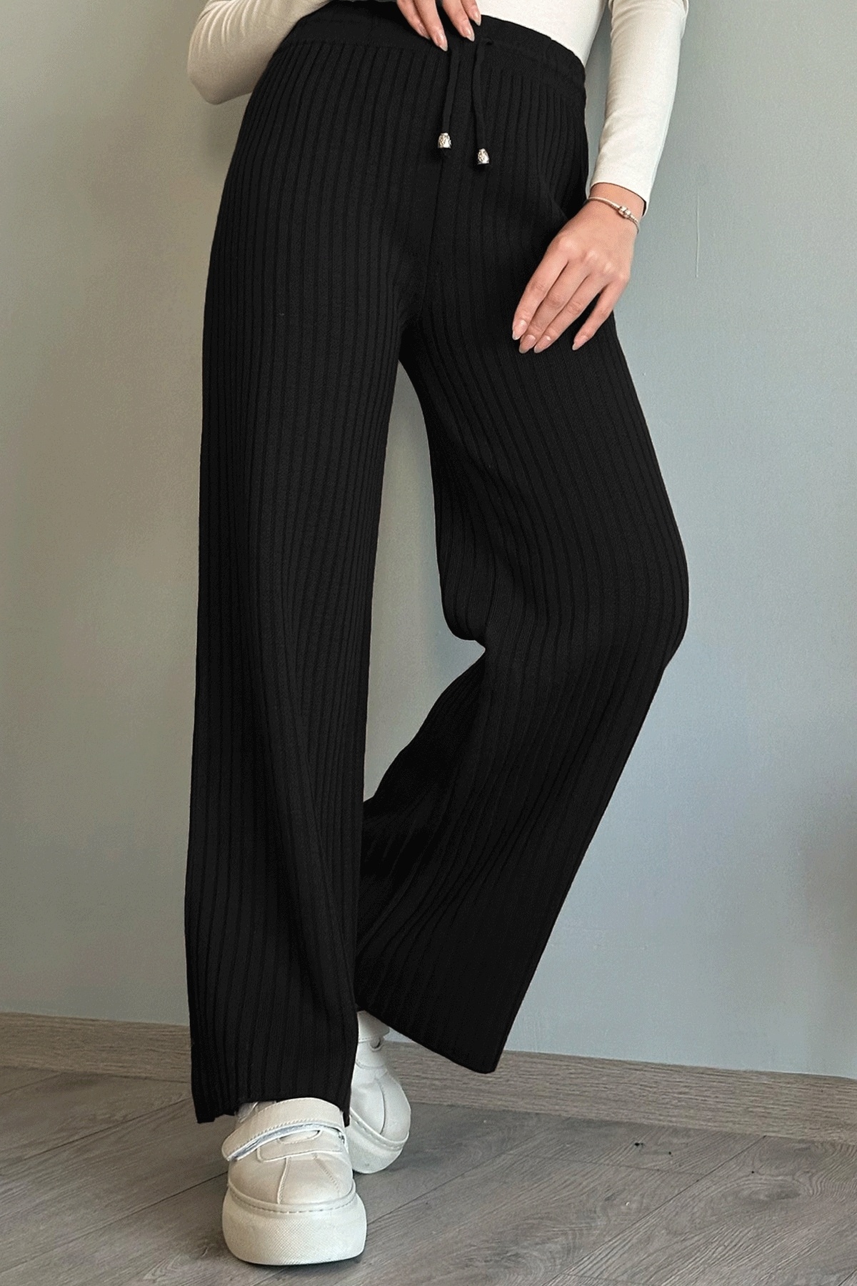 InStyle Bağcıklı Fitilli Siyah Triko Pantolon