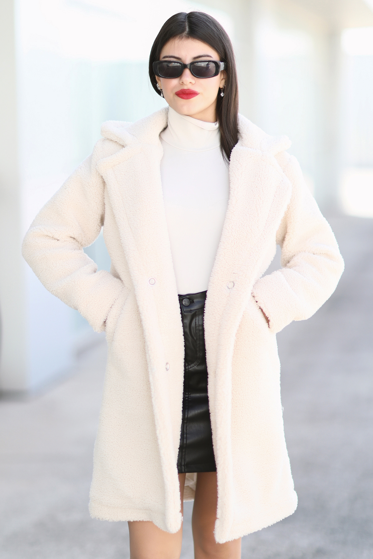 GİYSA  Kadın Taş İçi Astarlı Çift Cepli Çıtçıtlı Peluş Kaban - 2405