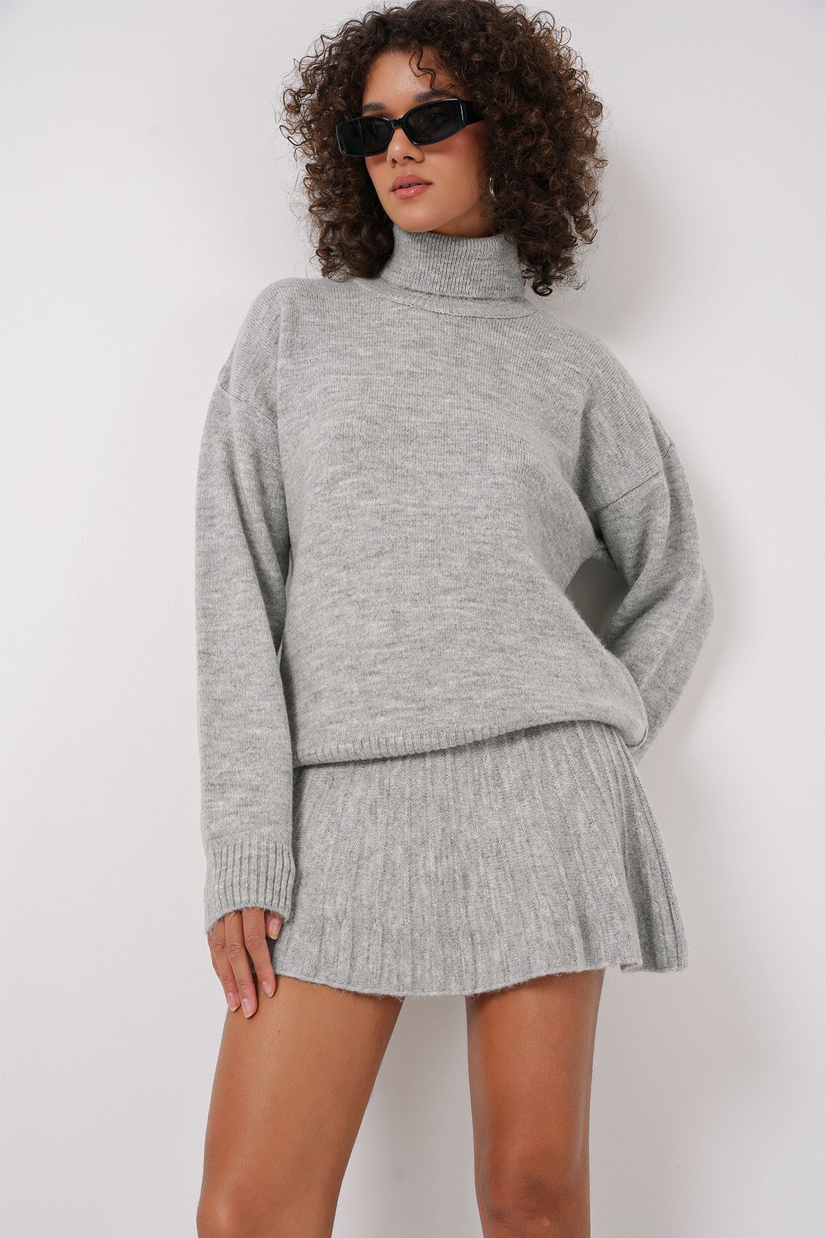 Bigdart-15891 Gray Knitwear Sweater and Skirt Set 3