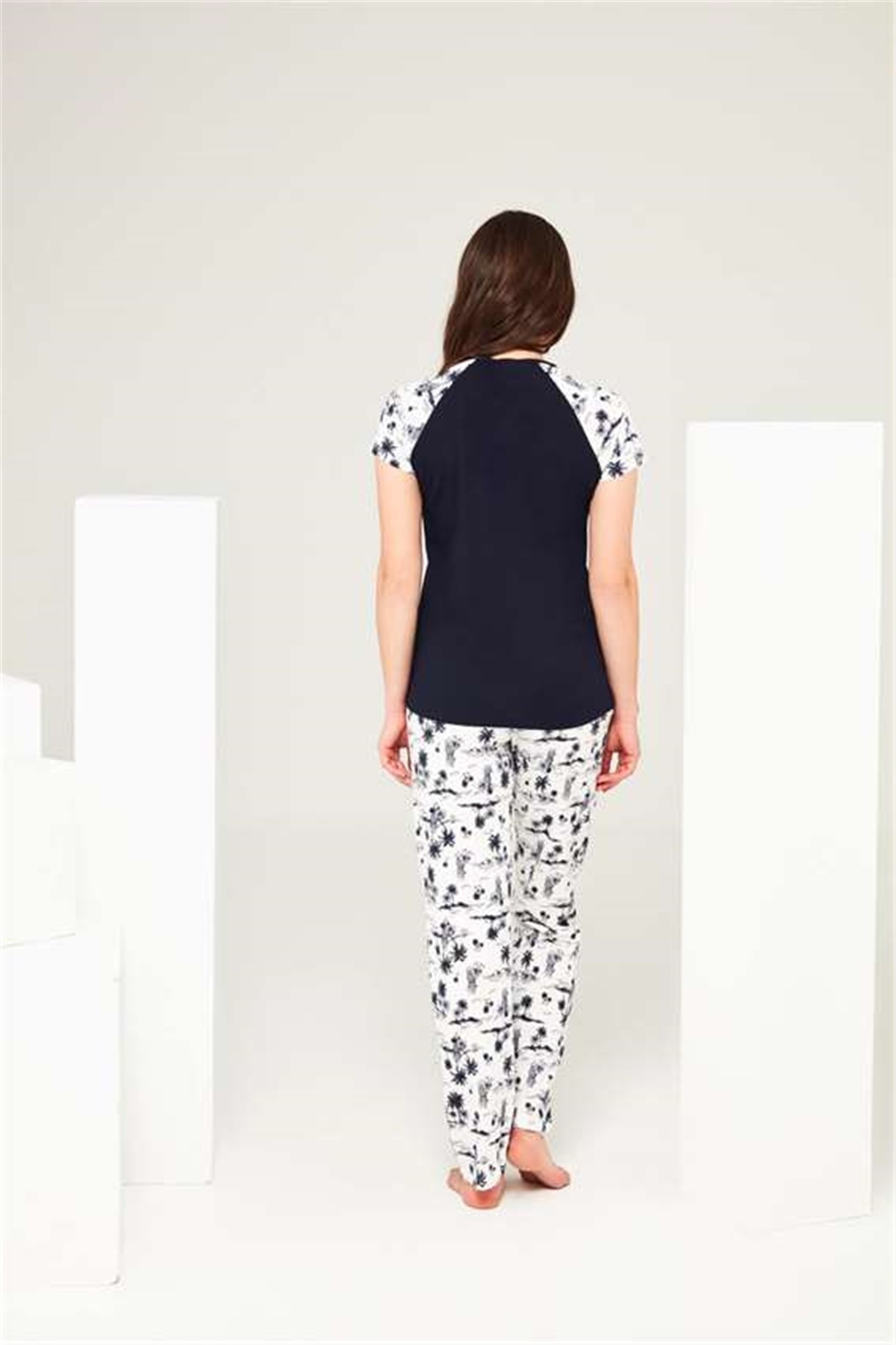 Mod Collection-3676 Costum de pijama de damă bleumarin cu gât rotund 3