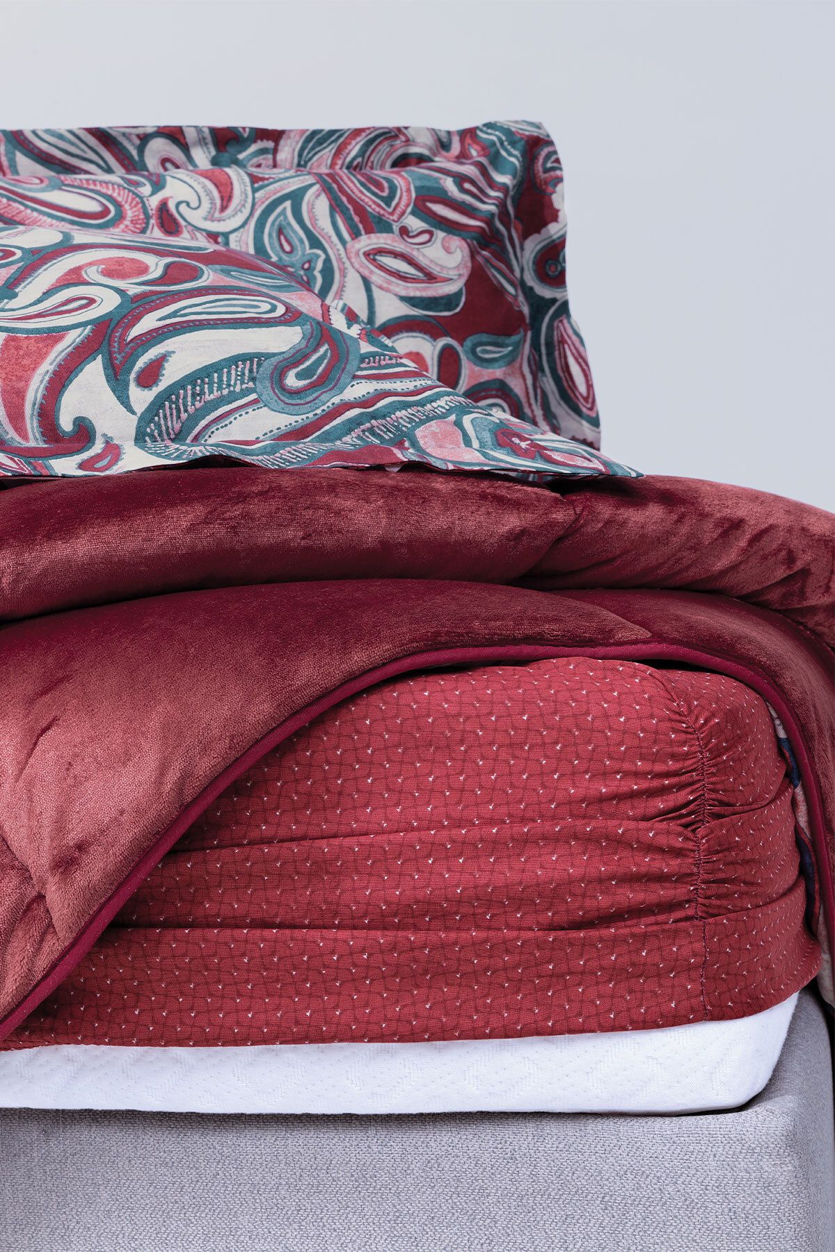 Yataş-Barlett Single Triola Sleeping Set - Claret Red 3