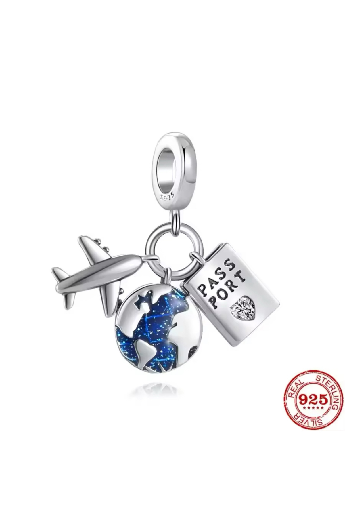 Hector&Co. Jewellery Üçlü Sallantılı Uçak,Dünya ve Kalp Temalı Pasaport Charm