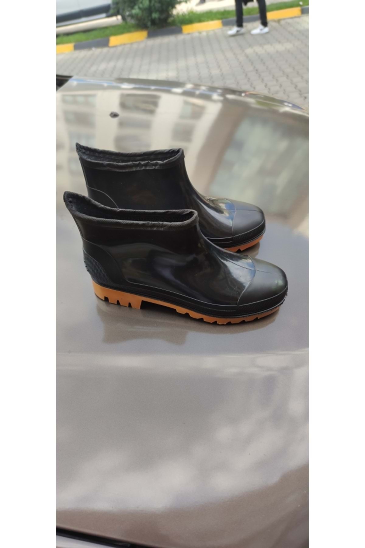 ÇİĞDEM KUNDURA  ULAŞ SİYAH RENÇBER BAHÇE KISA LASTİK ÇİZME Unisex - Görsel 3