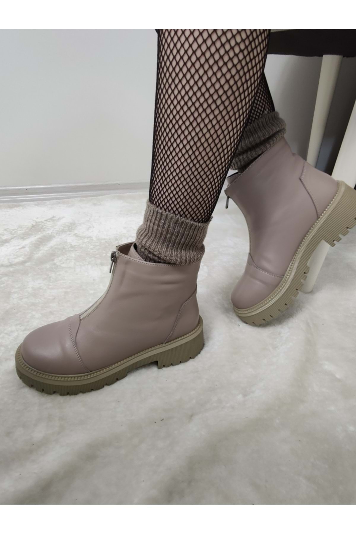 LUCY GENUINE LEATHER FRONT ZIPPERED WOMEN'S BOOTS(ARY B5)